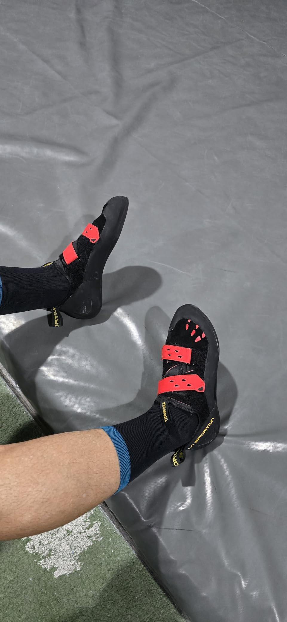La Sportiva Mens Tarantula Rock Climbing Shoes customer photo 1
