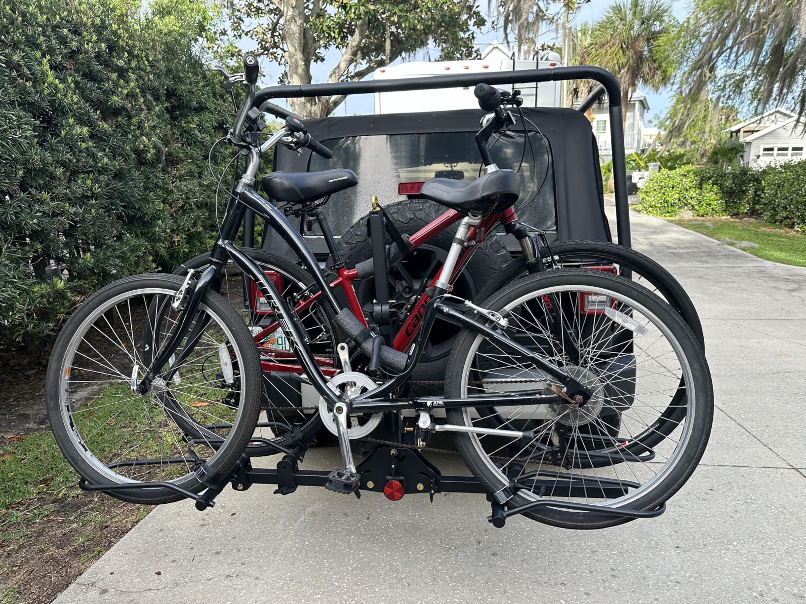 Young Bike Rack Hitch for Car - 200LB 2-Bike Rack Hitch Mount Platform Style Hitch Bike Rack, Smart Tilting & Easy Fold for Car SUV with 2 Inch Receiver, Bike Carrier Fits Up to 5-inch Fat Tire customer photo 2