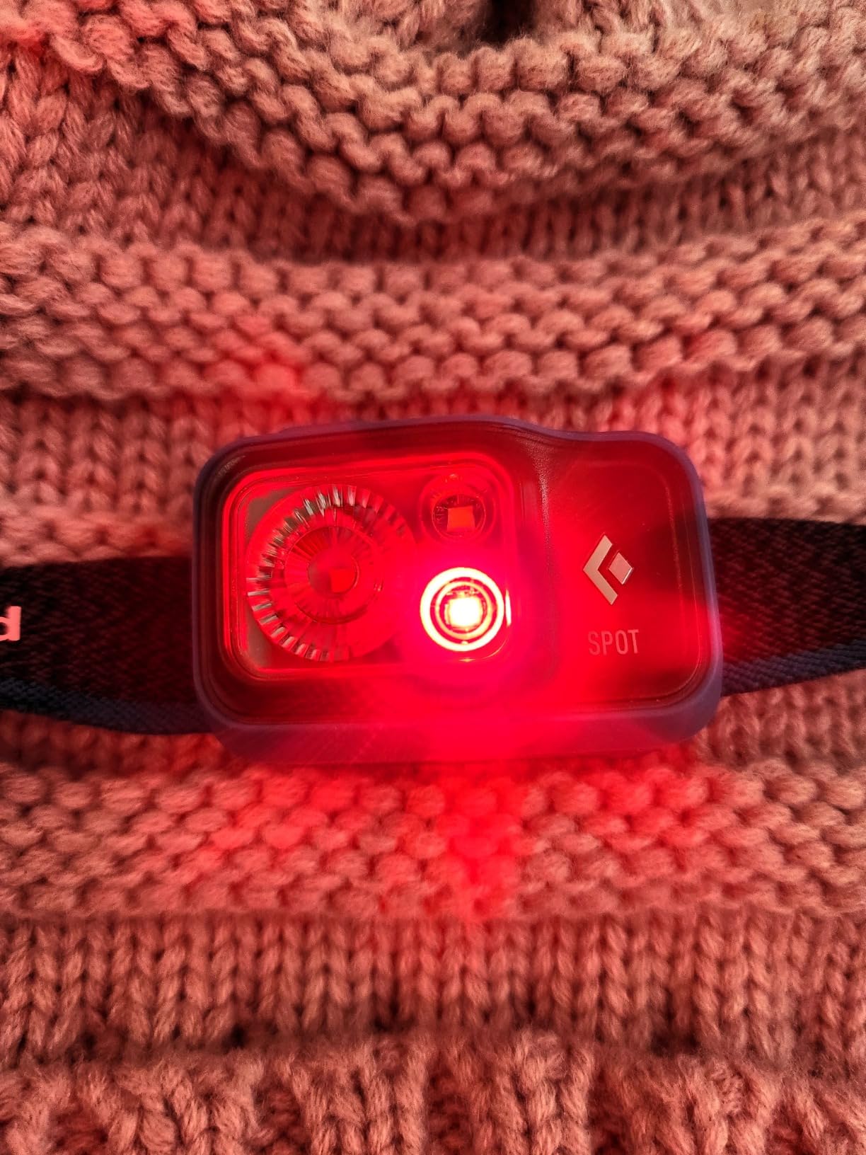 BLACK DIAMOND Spot 400-R Rechargeable Headlamp | 400 Lumens, Dimmable | Micro-USB Charging | Waterproof & Compact | Camping, Hiking, Running | Graphite customer photo 1
