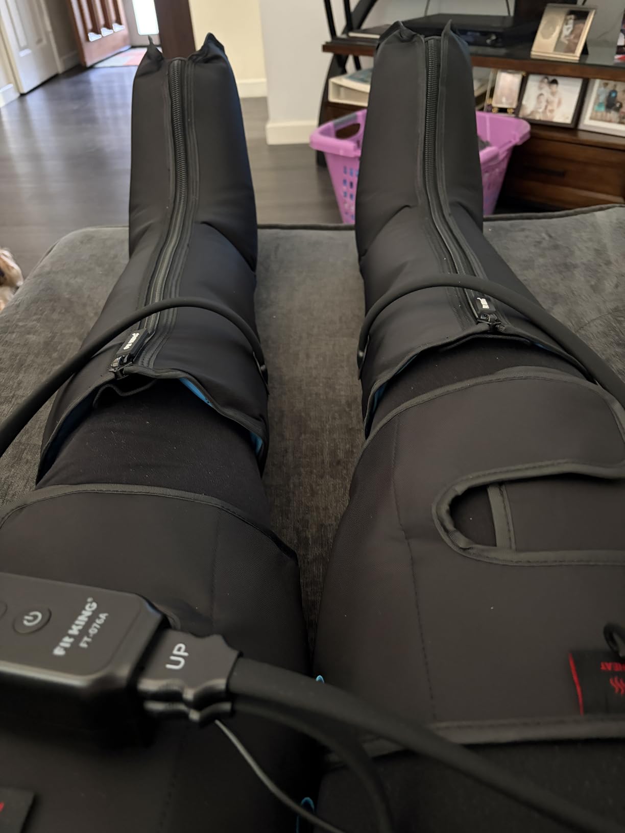 FIT KING Air Compression Leg Massager with Heat and Compression for Circulation and Pain Relief, Full Leg & Foot Massager for Swelling Edema RLS with Pressure Sensor LCD Display for Dad Mom Wife customer photo 1