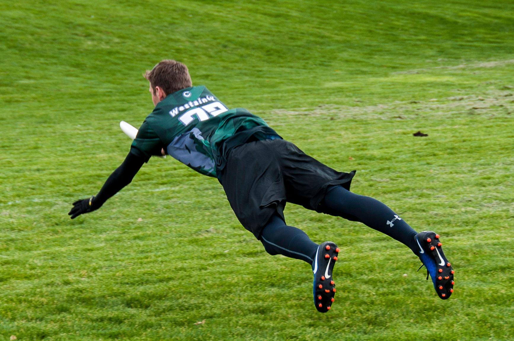 Friction Gloves - Ultimate Frisbee Gloves - Rubberized Palm & Fingers for Amazing Grip in All Conditions - Play Your Best in Any Weather customer photo 2