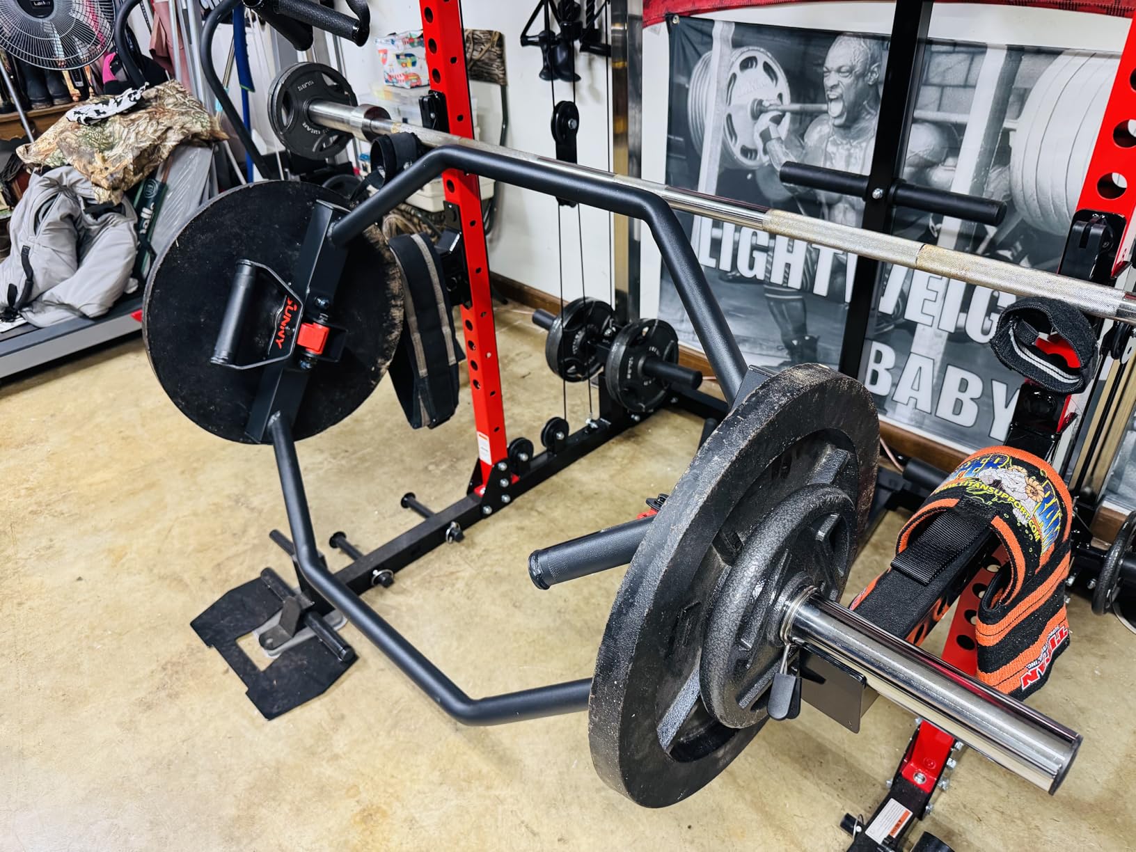 Sunny Health & Fitness Strength Training Olympic Hex Bar Barbell, High Load Capacity, Swivel Handles, Safety Clips, Knurled Handles for Deadlifts, Shoulder Presses, Shrugs, Back Rows, Weightlifting customer photo 2