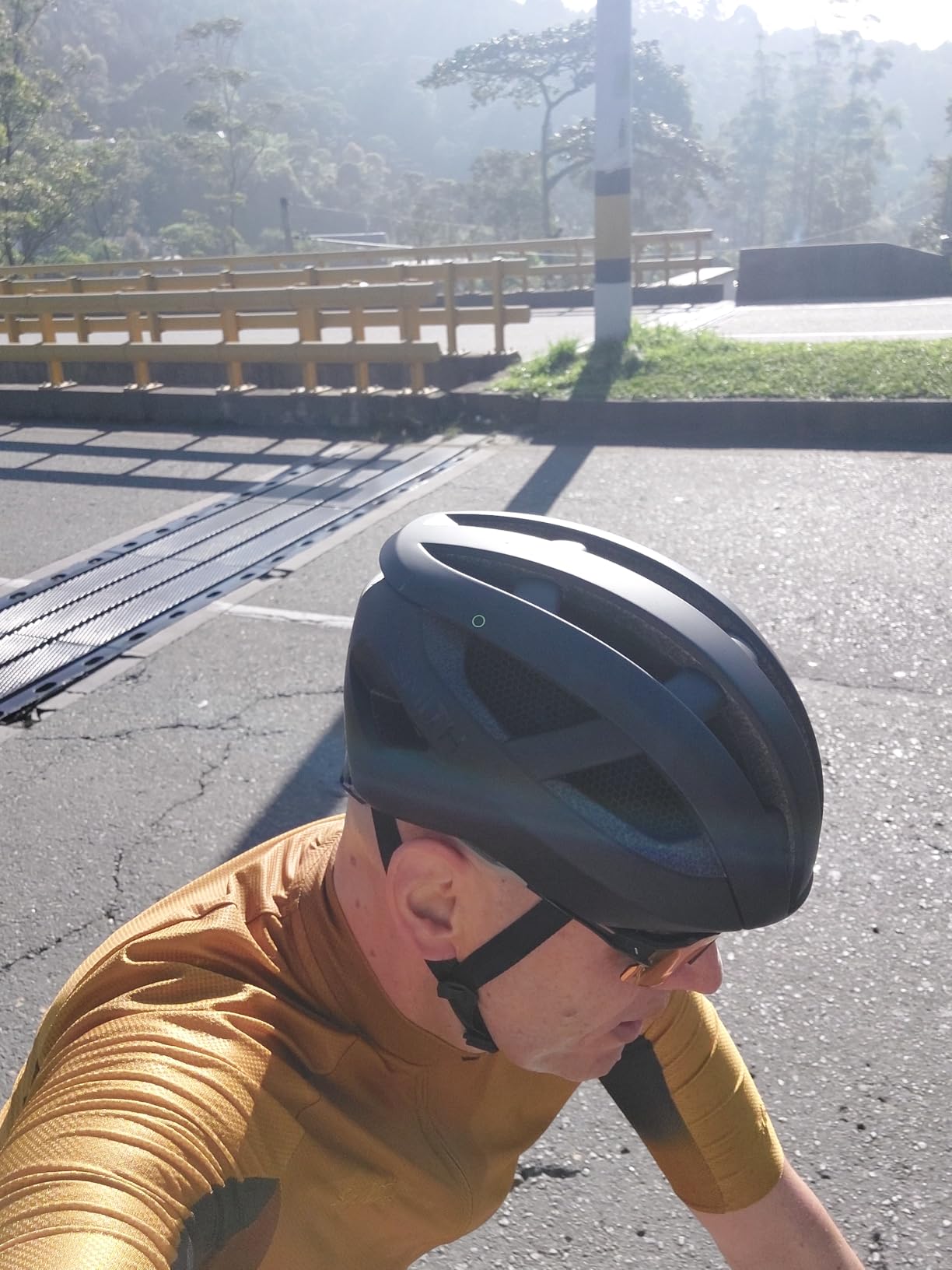 SMITH Network Cycling Helmet - Versatile Adult Road or MTB Bike Helmet with MIPS Technology + Zonal Koroyd Coverage - Lightweight Impact Protection for Men & Women customer photo 1