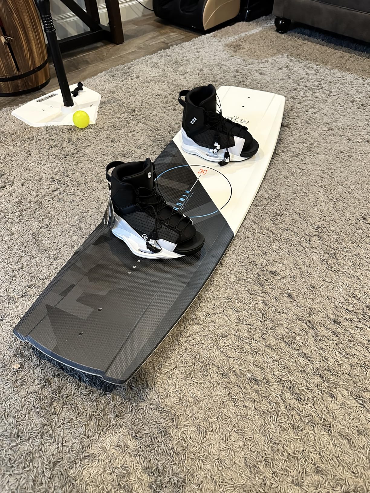 Ronix Vault Textured Wakeboard customer photo 1