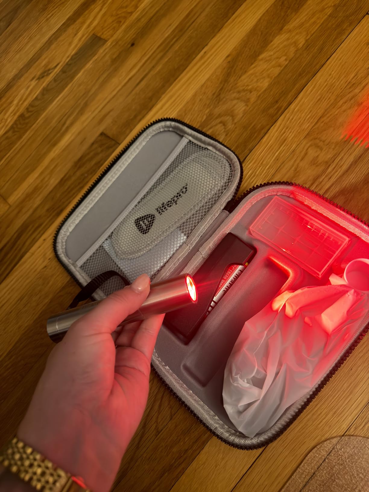 LifePro Infrared & Red Light Therapy for Body Joints & Muscles Wellness Support, Portable Red Light Therapy Device, Near Infrared Light Therapy for Body & Face customer photo 2