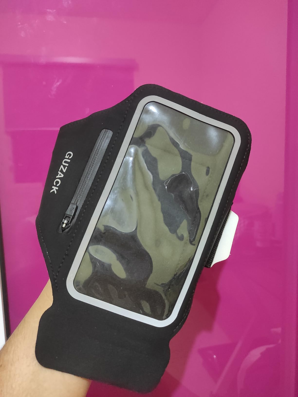 GUZACK Phone Holder for Running with Zipper Pouch, Running Armband for iPhone 17/16/15/14/13/12/11 Pro Max/Plus/XR/XS, Galaxy S25/S24/S23/S22, Cell Phone Arm Holder with Key Pocket & Card Slot customer photo 1