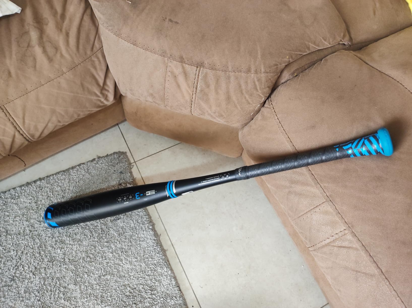 Easton | Encore Hybrid Baseball Bat | BBCOR | -3 Drop | 2 5/8