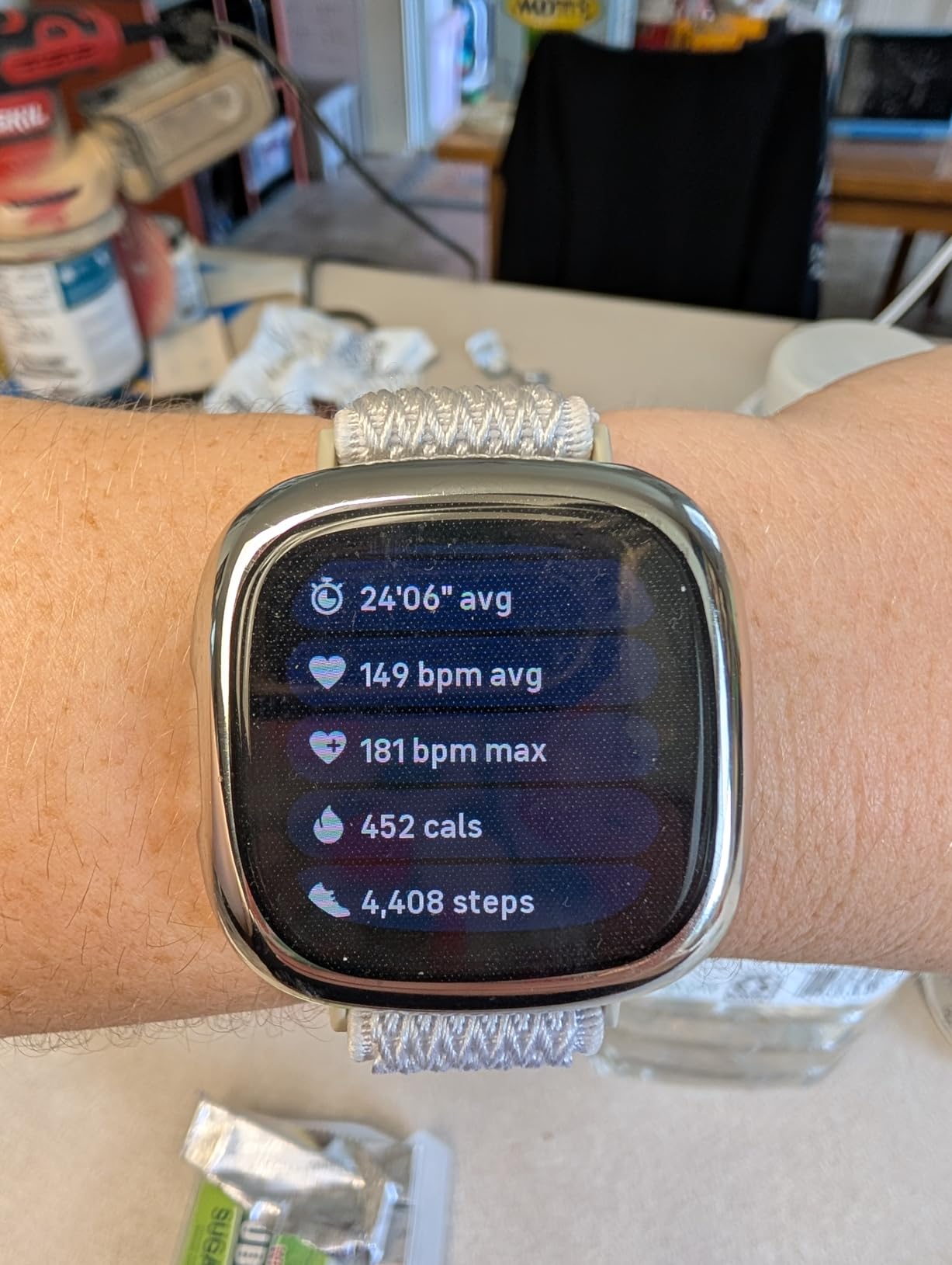 Fitbit Versa 4 Fitness Smartwatch with Daily Readiness, GPS, 24/7 Heart Rate, 40+ Exercise Modes, Sleep Tracking and more, Pink Sand/Copper Rose, One Size (S & L Bands Included) customer photo 1