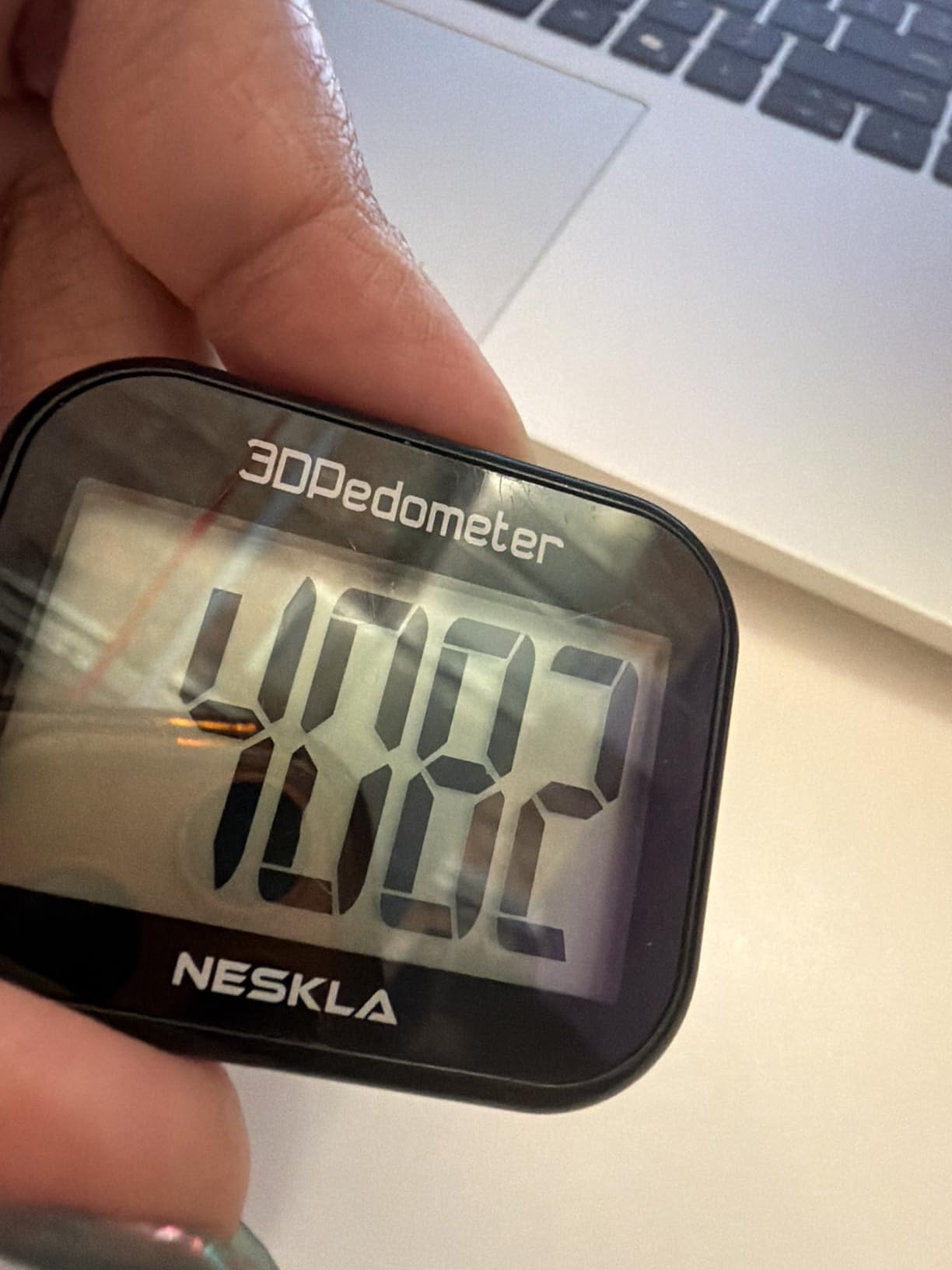 3D Pedometer for Walking, Simple Step Counter with Large Digital Display, Step Tracker with Removable Clip Lanyard, Accurately Track Steps for Men Women Kids Adults Seniors customer photo 1
