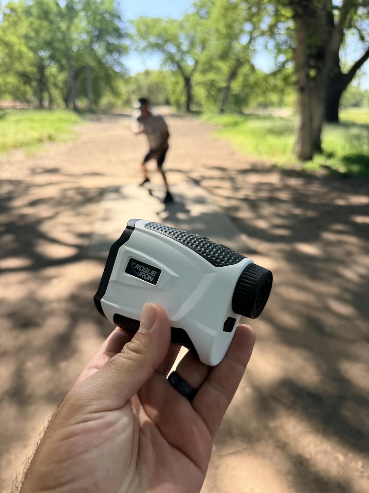 Rogue Iron Disc Golf Range Finder Measures in Feet Rangefinder Rechargeable customer photo 1