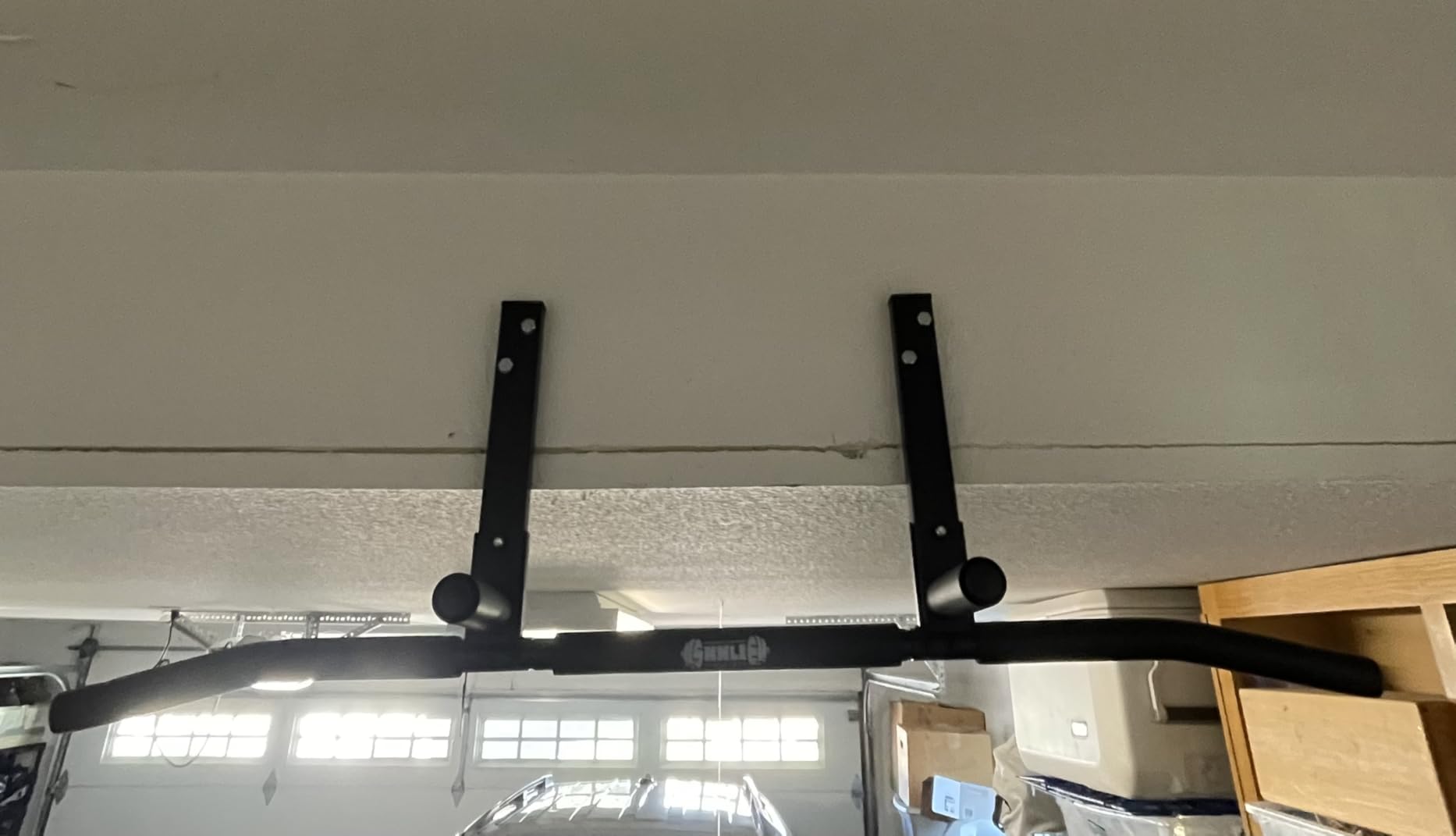 Joist Mounted Pull Up Bar, Ceiling Mount Chin Up Bar for Home Gym, Beam, Rafter, Easy installation, 42