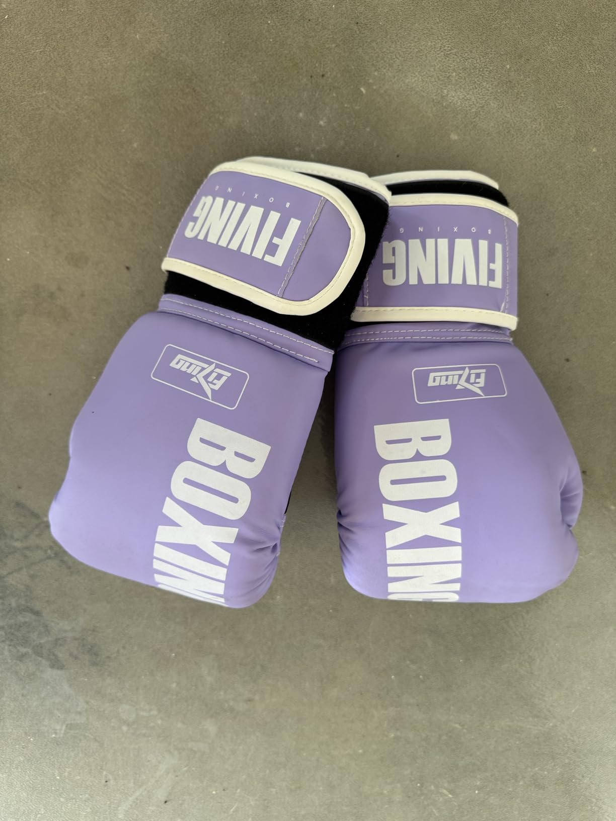 Pro Style Boxing Gloves for Women, PU Leather, Training Muay Thai,Sparring,Fighting Kickboxing,Adult Heavy Punching Bag Gloves Mitts Focus Pad Workout for Ladies customer photo 1