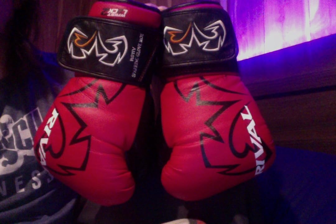 Rival Boxing RS11V Evolution Sparring Gloves - Extra-Thick 2