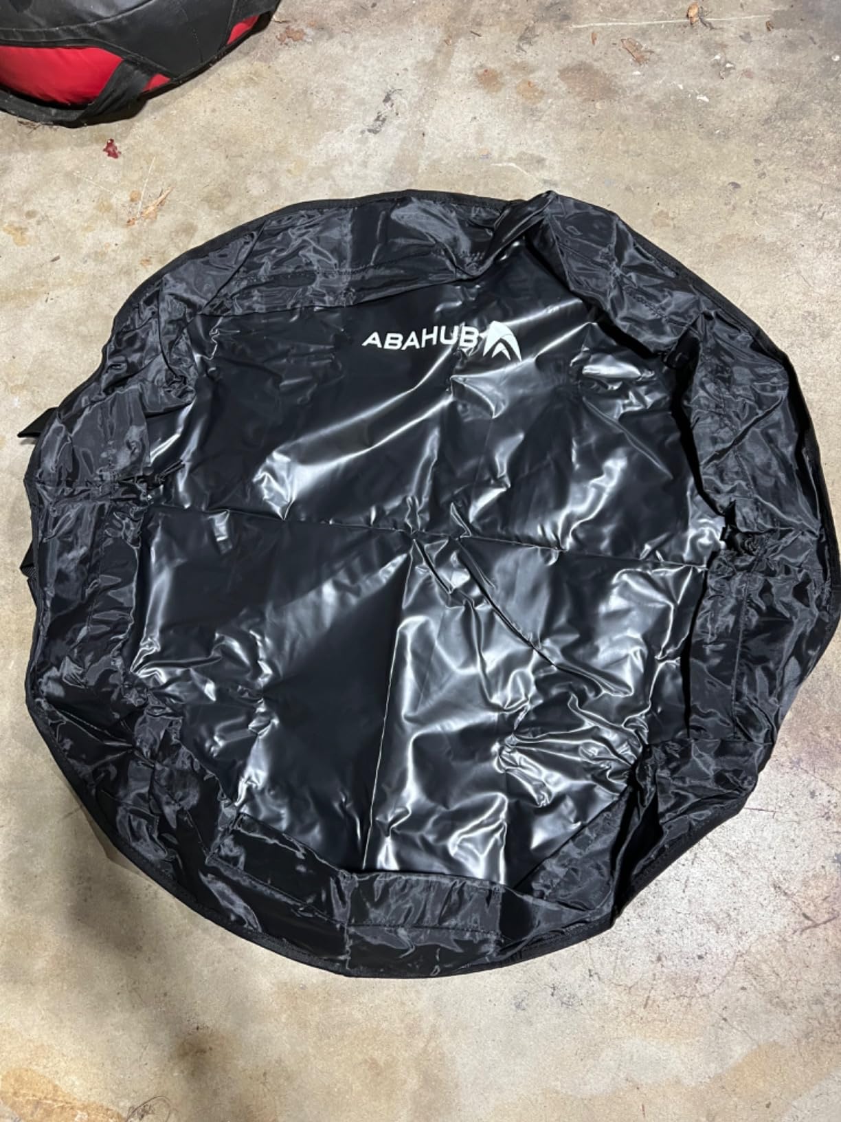 Abahub Waterproof Wetsuit Changing Mat & Dry Bag 2-in-1 - Sand-Free Beach Change Mat for Surfing, Swimming, Diving - Keep Car Dry & Smell-Free customer photo 1