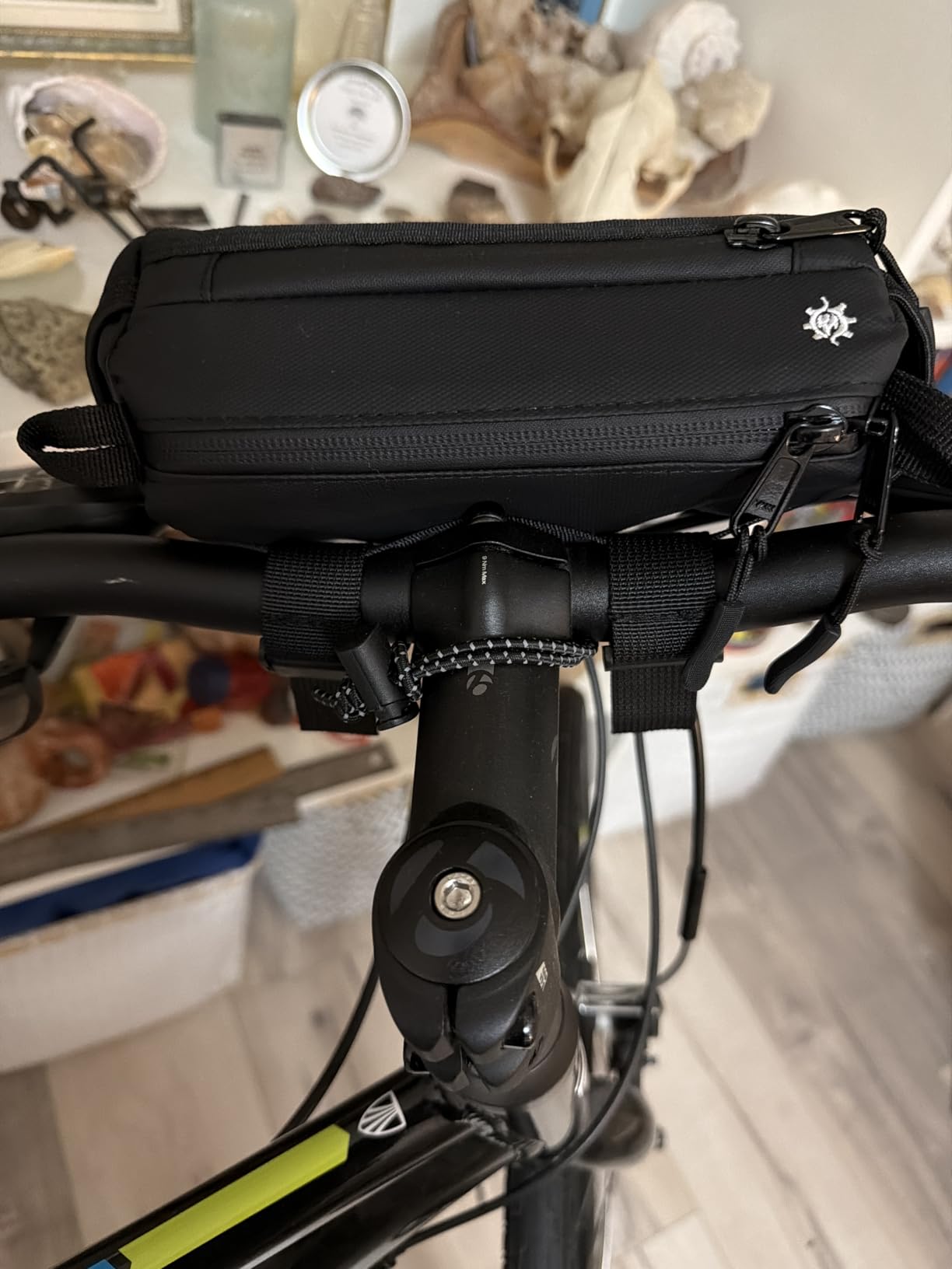 Lumiere & Co. Bike Handlebar Bag - Durable, Multiple Size and Color Options - Clip Straps, Hook & Loop, Shoulder Strap customer photo 1