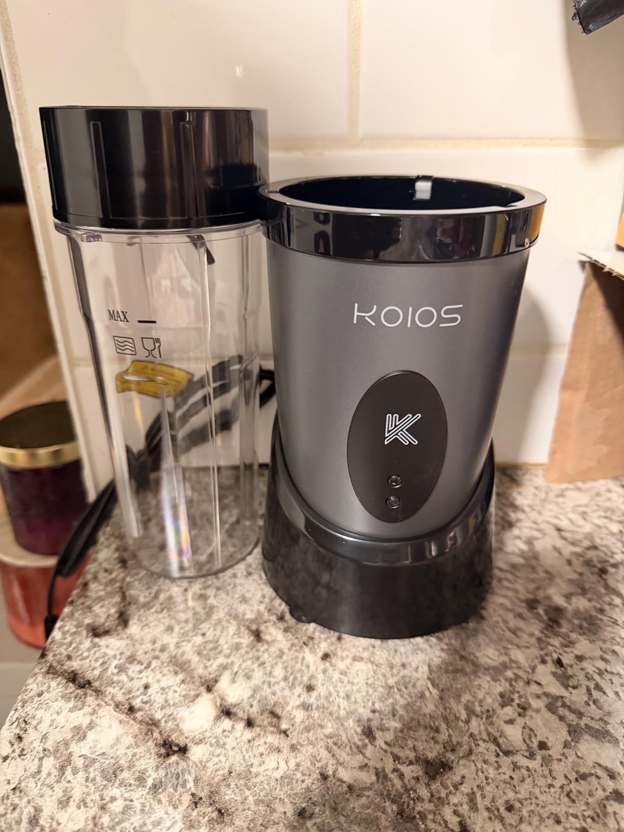 KOIOS Smoothie Blender, 900W Personal Blender for Shakes and Smoothies for Kitchen with 2 Portable Cups 22oz, Single Serve Smoothies Maker Mixer for Juices, Nutritious Recipe, Grey Blue customer photo 1