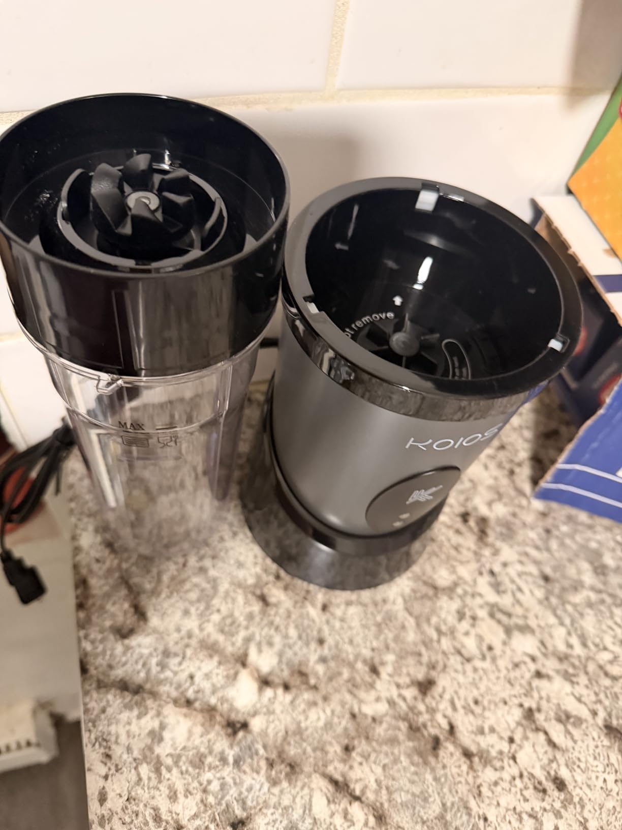 KOIOS Smoothie Blender, 900W Personal Blender for Shakes and Smoothies for Kitchen with 2 Portable Cups 22oz, Single Serve Smoothies Maker Mixer for Juices, Nutritious Recipe, Grey Blue customer photo 2