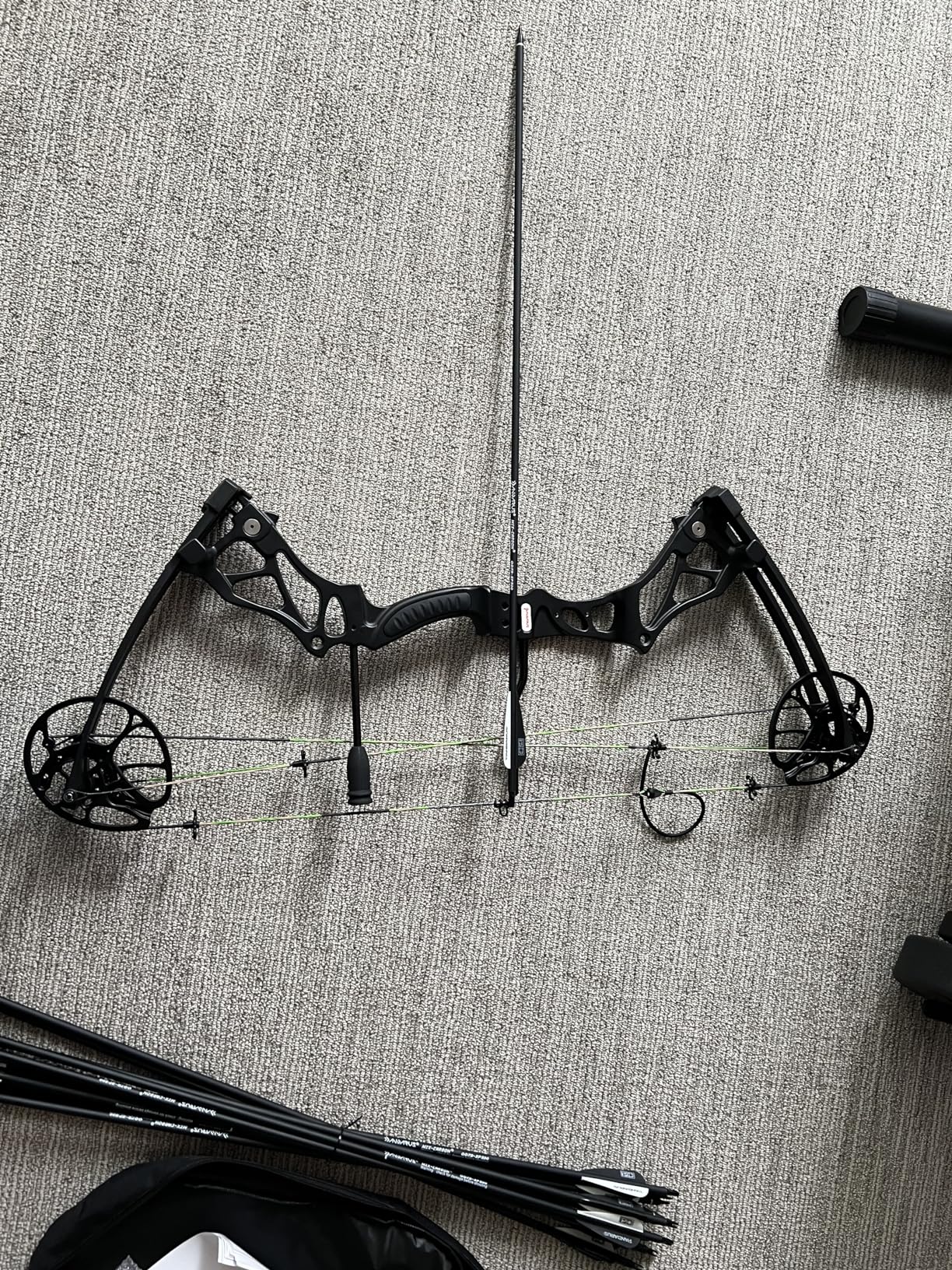 Compound Bow Package for Adults and Teens, 0-70 Lbs Draw Weight, 23.5