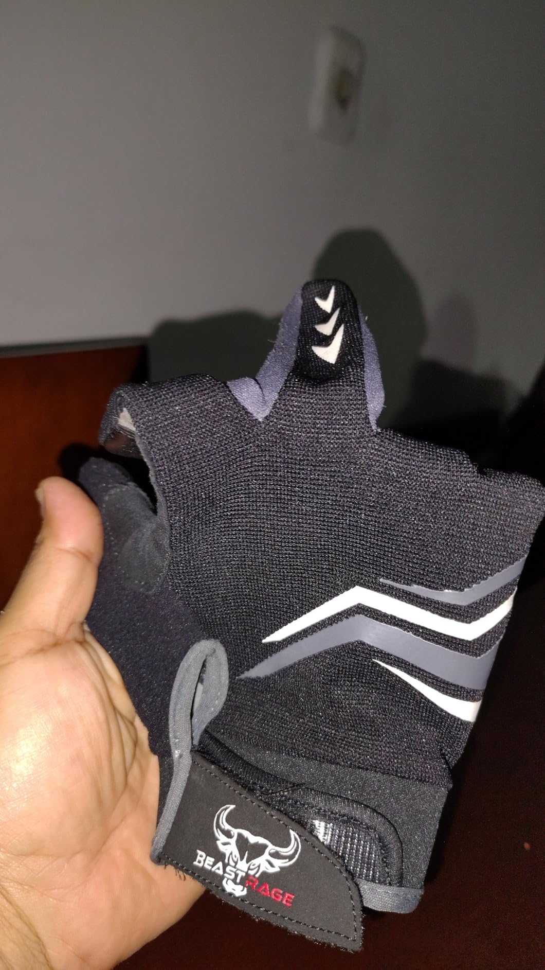 Full Finger Cycling Gloves with Padding for Men Women, Anti-Slip, Shock Absorbing, Breathable, Touchscreen Mountain Bike Gloves customer photo 1