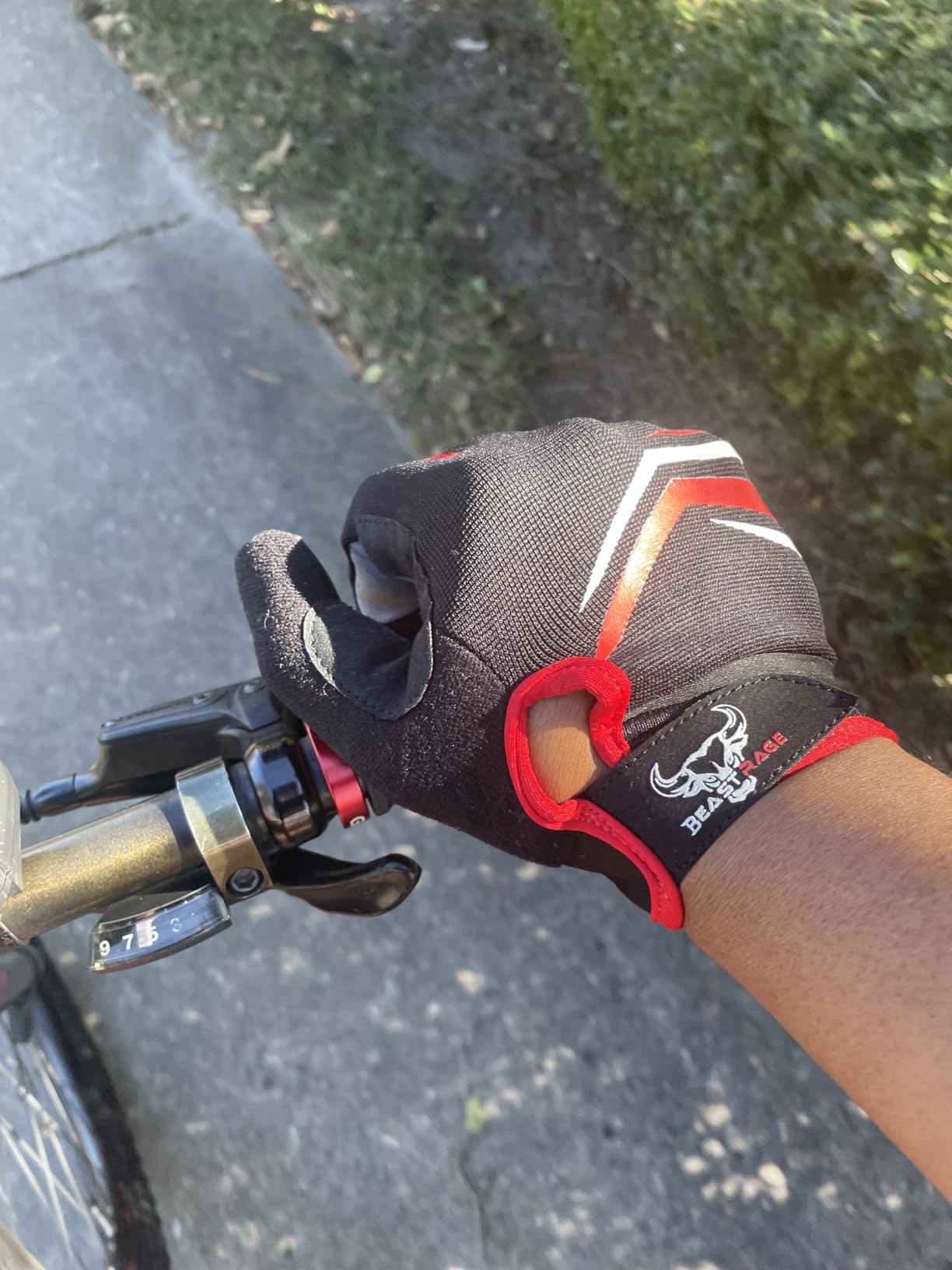 Full Finger Cycling Gloves with Padding for Men Women, Anti-Slip, Shock Absorbing, Breathable, Touchscreen Mountain Bike Gloves customer photo 2