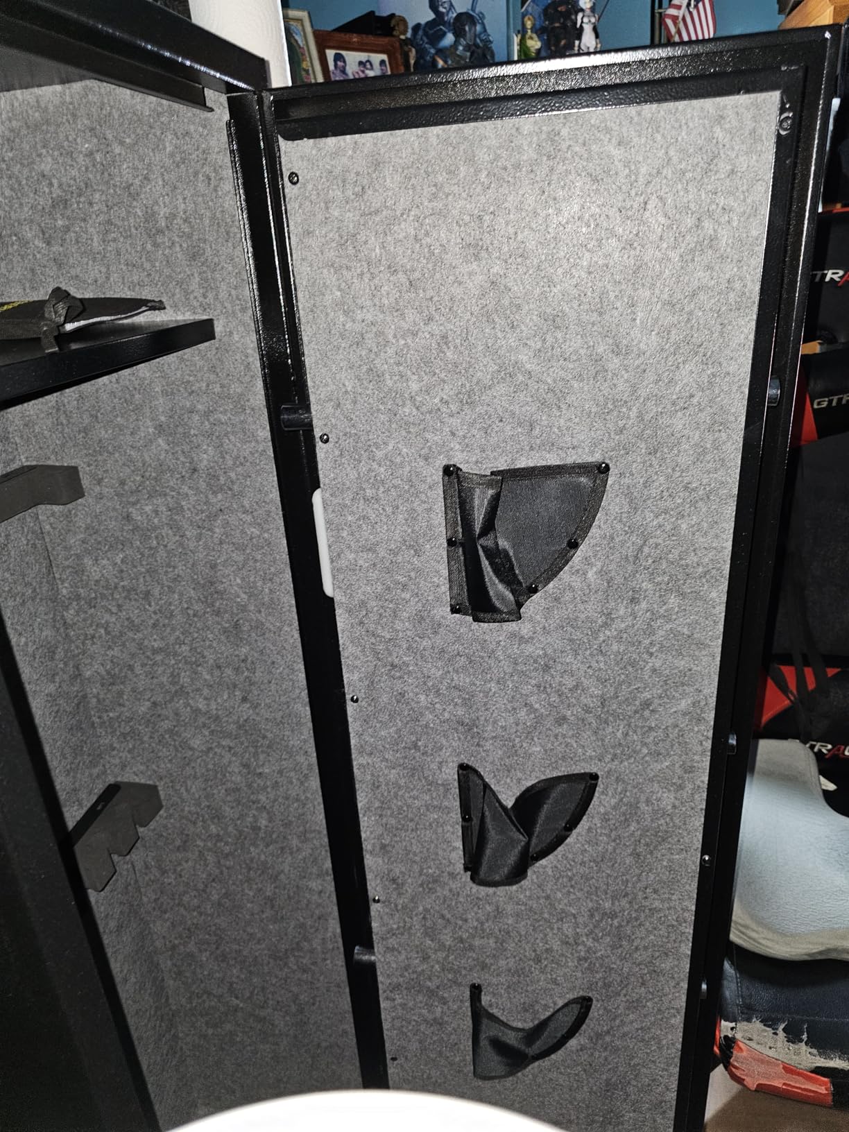 EMAXEE 8-15 Biometric Gun Safe Rifle, Large Gun Safes for Home Rifle and Pistols with Upgraded Panel and LED Light, Quick Access Fingerprint Gun Cabinet with Removable Shelf (No Assembly Required) customer photo 2