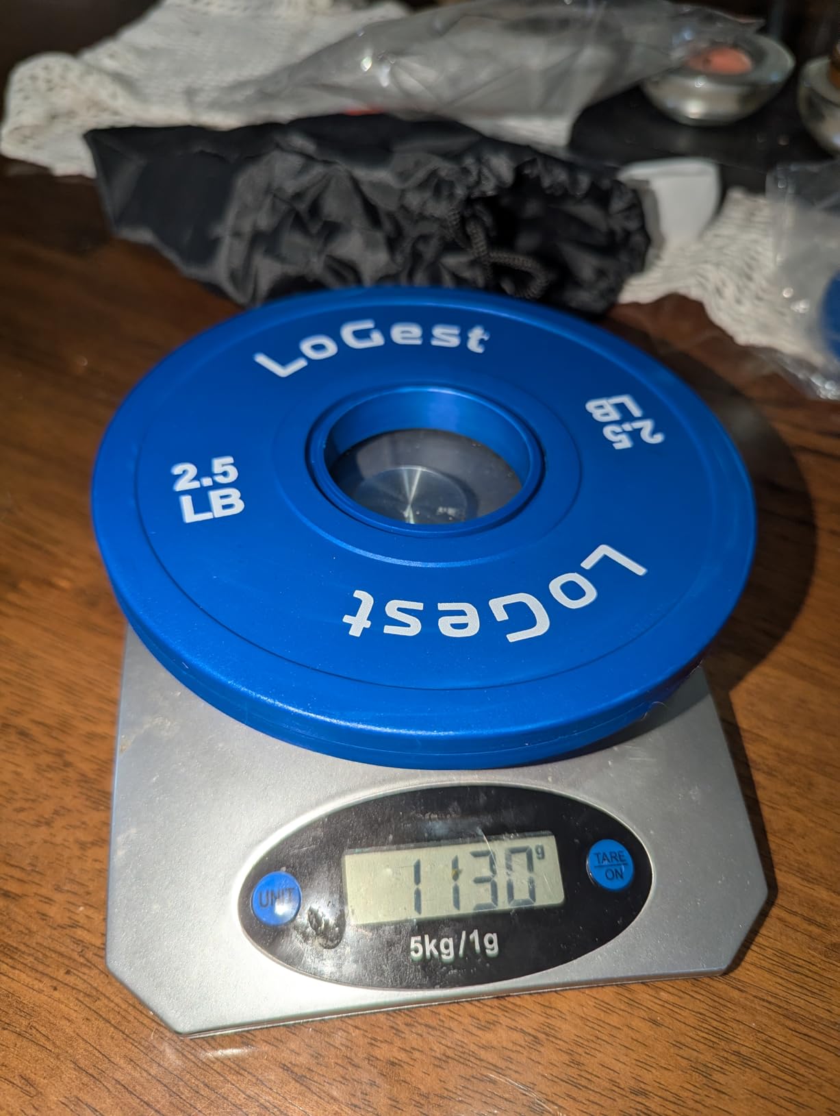 Logest Pair Olympic Plates - Barbell Weights Set of 2 Weight Plates for Olympic Bars Perfect for Strength Training, Available in 0.50LB 1.25LB 2.5LB 5LB 7.5LB 10LB customer photo 1