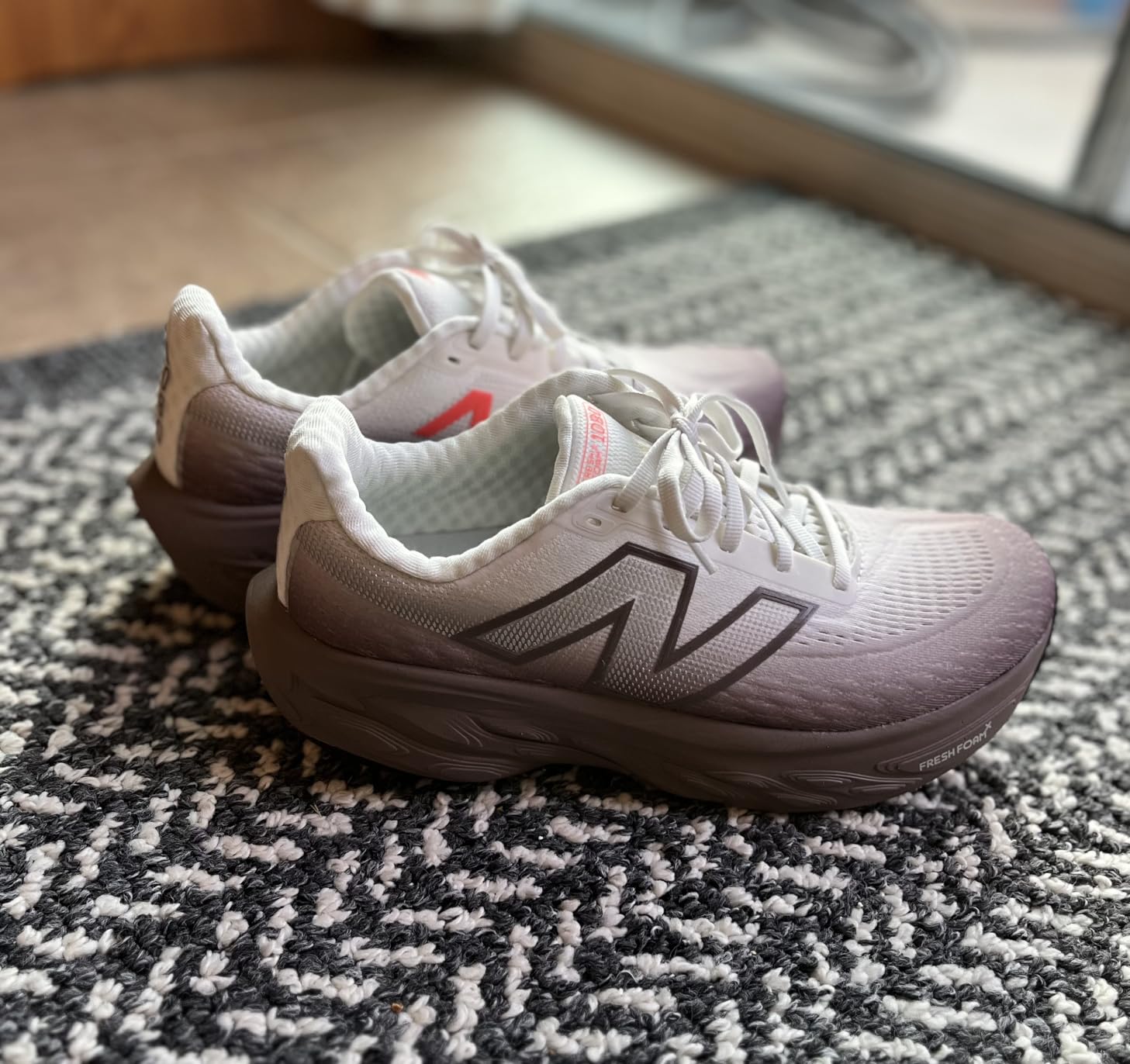 Women's Fresh Foam X 1080 V14 Shoes customer photo 2