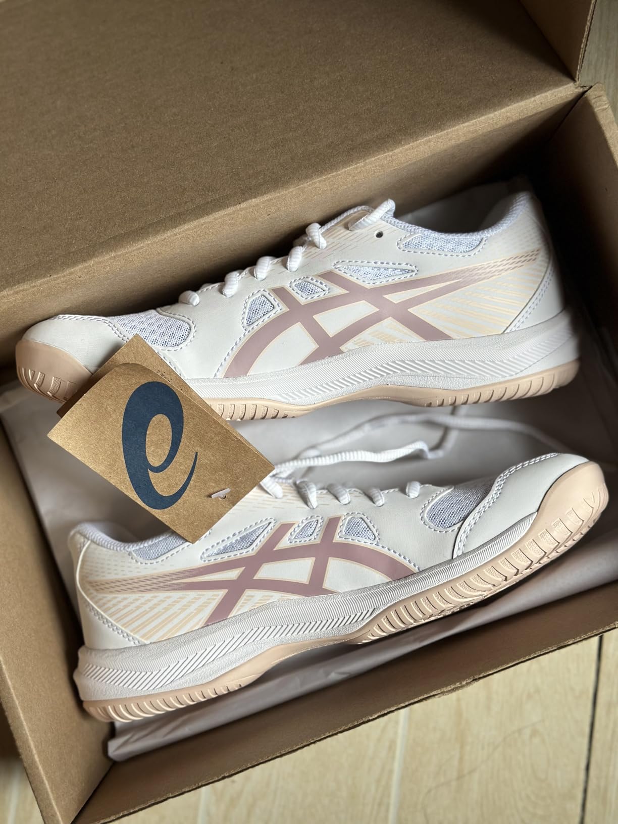 ASICS Women's Upcourt 6 Volleyball Shoes customer photo 1