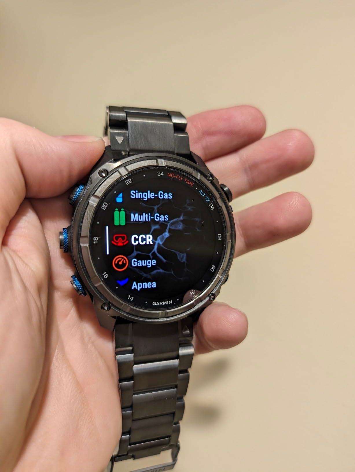 Garmin Descent Mk3i - 51mm Dive Computer and Multisport GPS Smartwatch, Air Integration, Black customer photo 2