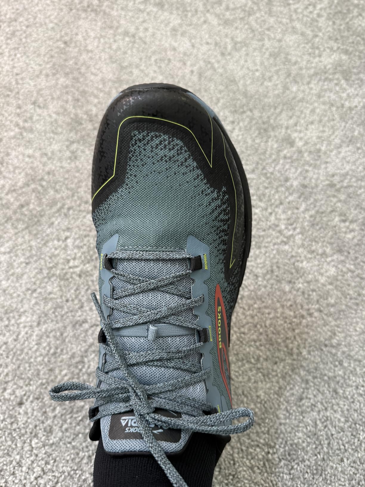 Brooks Men's Cascadia 18 Mountain Trail Running Shoe customer photo 1