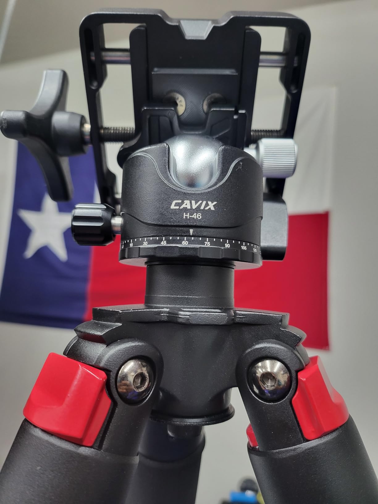 Trakiom Clamping Tripod Rest with Sturdy Aluminum Frame, Lightweight, Provides Stability, Adjustable Legs, and Hands-Free Operation for Outdoors customer photo 2