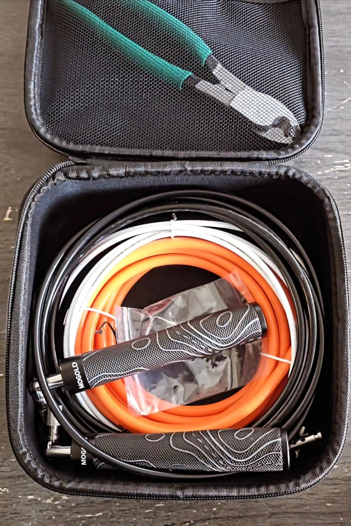 Weighted Jump Rope for Men Women - Interchangeable 1/5lb 1/4lb 1/2lb Heavy Jump Ropes - 360 Degree Spin - Length Adjustable, Ergonomics Leather Grip Skipping Rope for Fitness Weight Loss & More customer photo 1