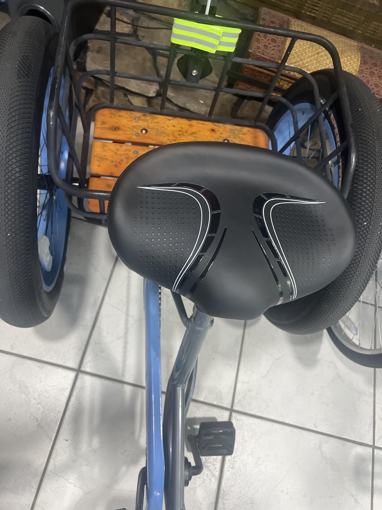 BLUEWIND New Noseless Oversized Bike Seat, Wide Bicycle Saddle Novel Backrest Design for Electric Bike, Universal Fit Exercise Bike or Road Stationary Bike Seat Cushion for Men & Women customer photo 1