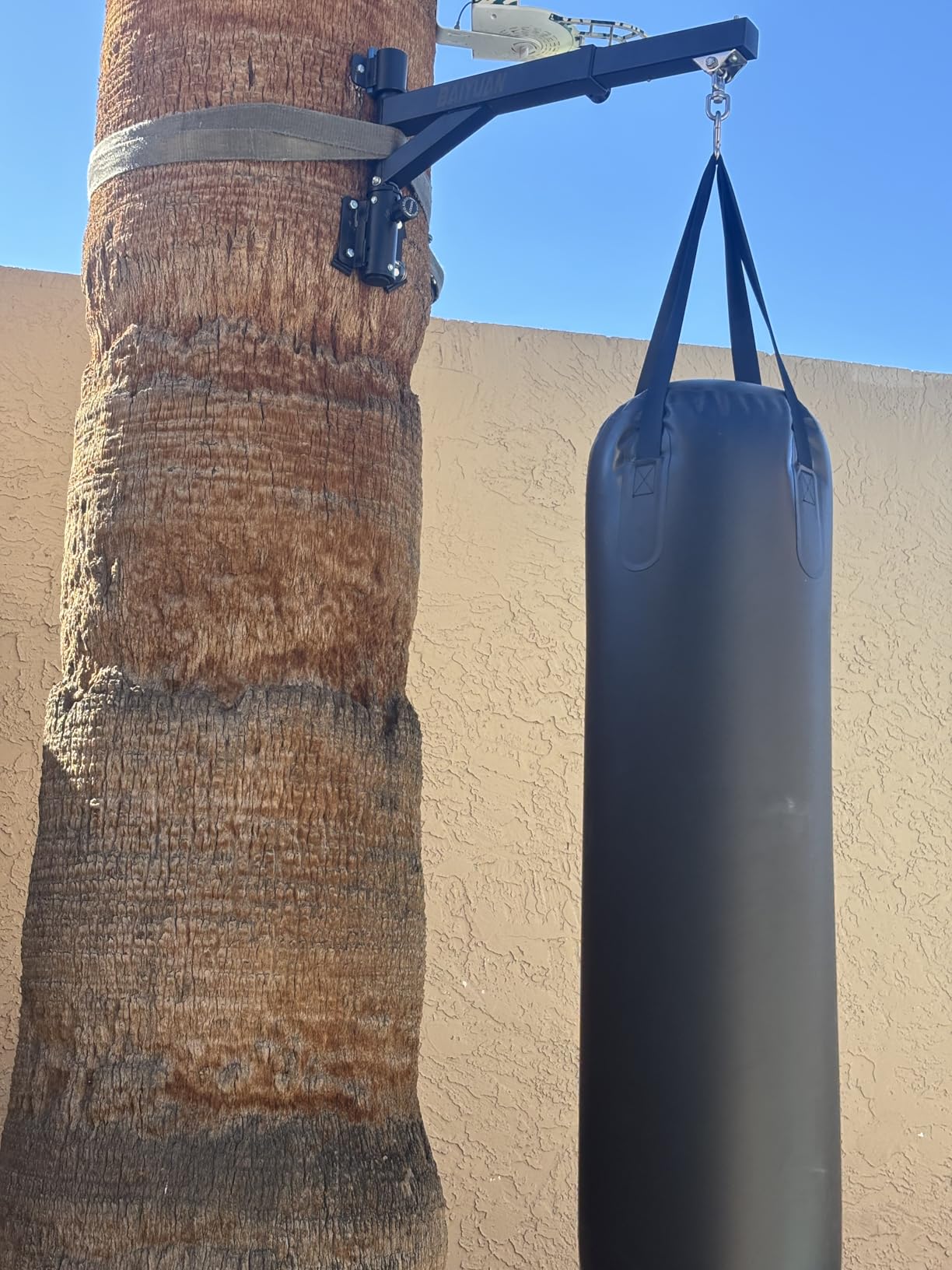 Heavy Bag Hanger - Wall Mount Punching Bag Hanger, Adjustable Heavy-Duty Boxing Bag Wall Bracket, Punching Bag Mount Stand for Home or Gym, for Kickboxing Bag, Muay Thai Bag (Supports up to 800Ib) customer photo 2