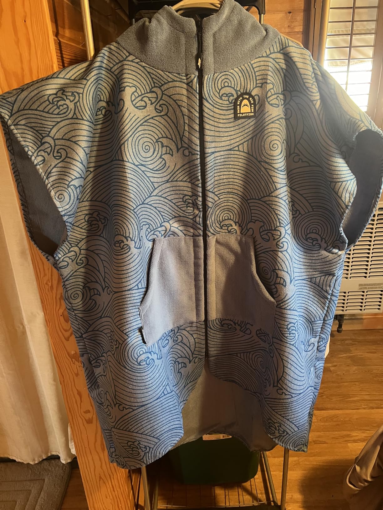 Pilotfish Surf Poncho Changing Robe Towel - Hooded, Zippered Towel Poncho for Beach, Surfing, Swimming | 2 Front Pockets, Machine Washable customer photo 1