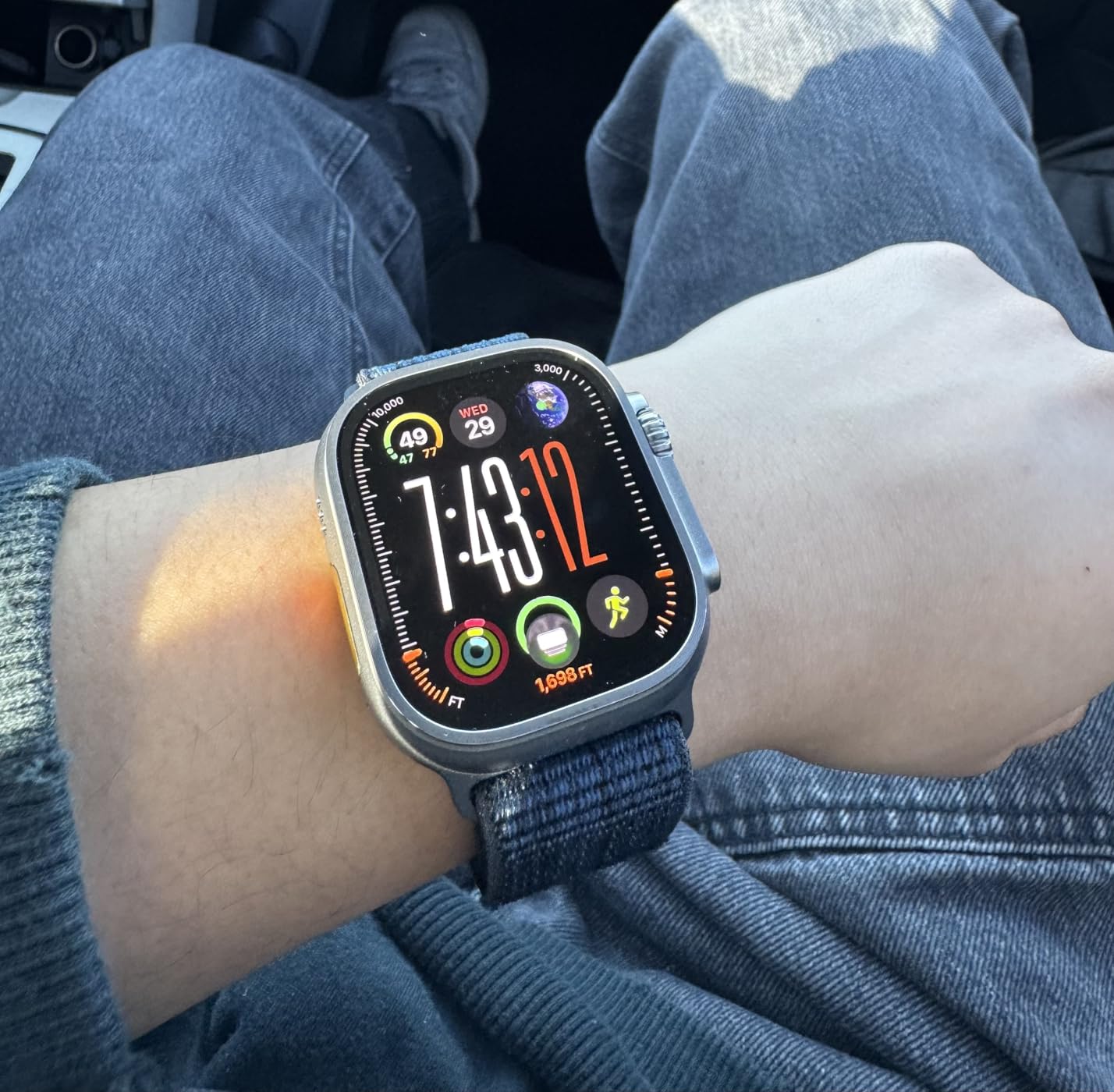 Apple Watch Ultra 2 [GPS + Cellular, 49mm] - Titanium Case With White Ocean Band, One Size (Renewed) customer photo 2