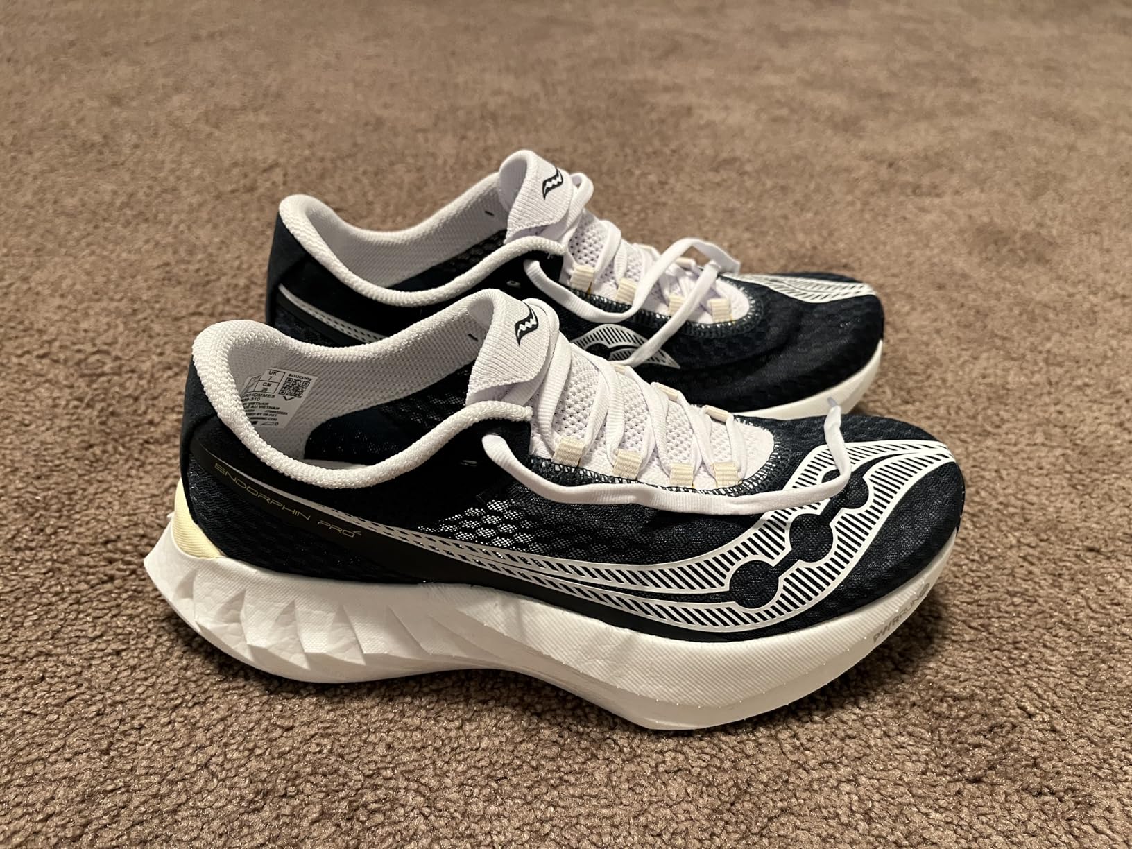 Saucony Men's Endorphin Pro 4 Sneaker customer photo 1