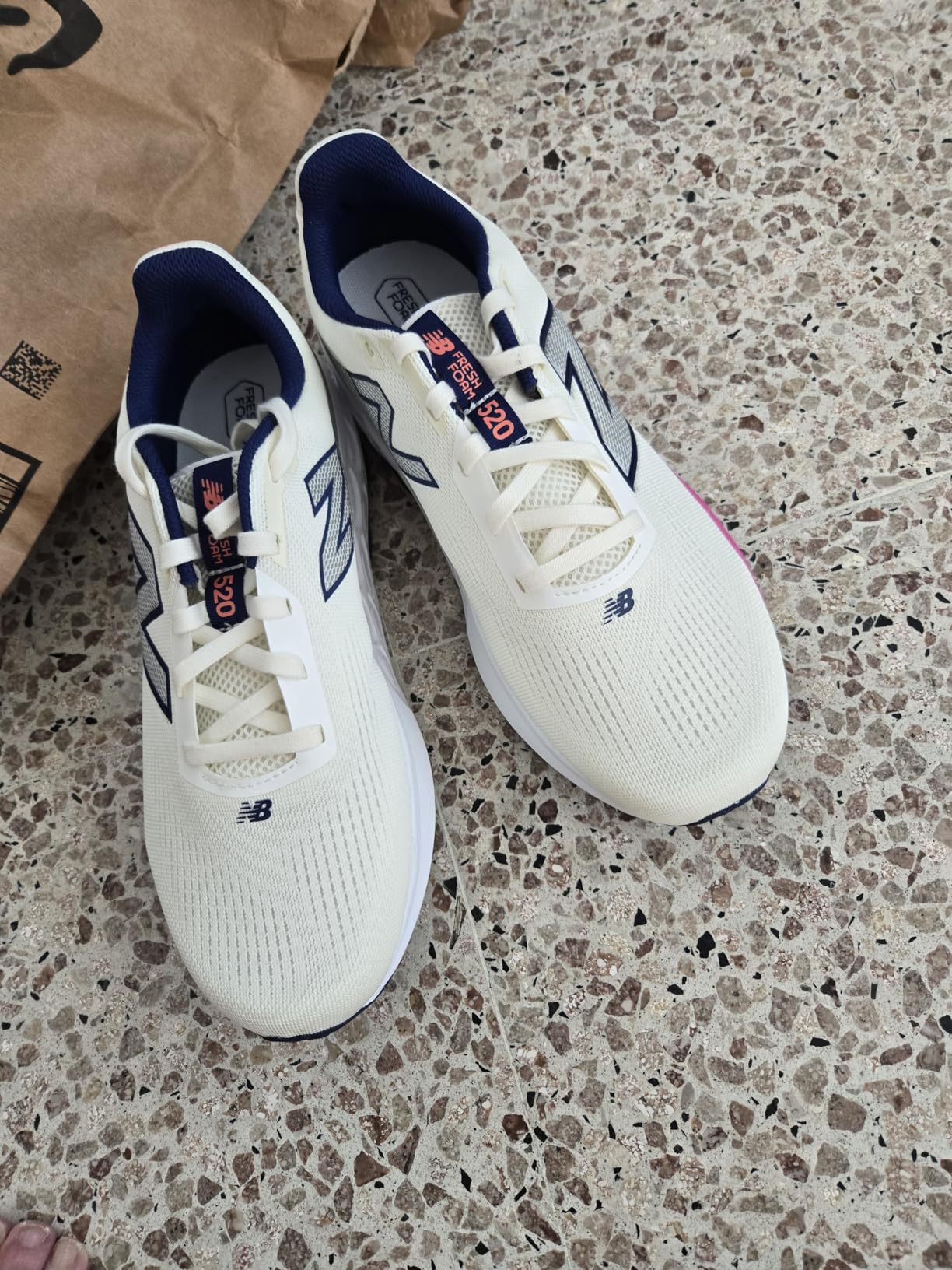 New Balance Women's Fresh Foam 520 V9 Running Shoes customer photo 2