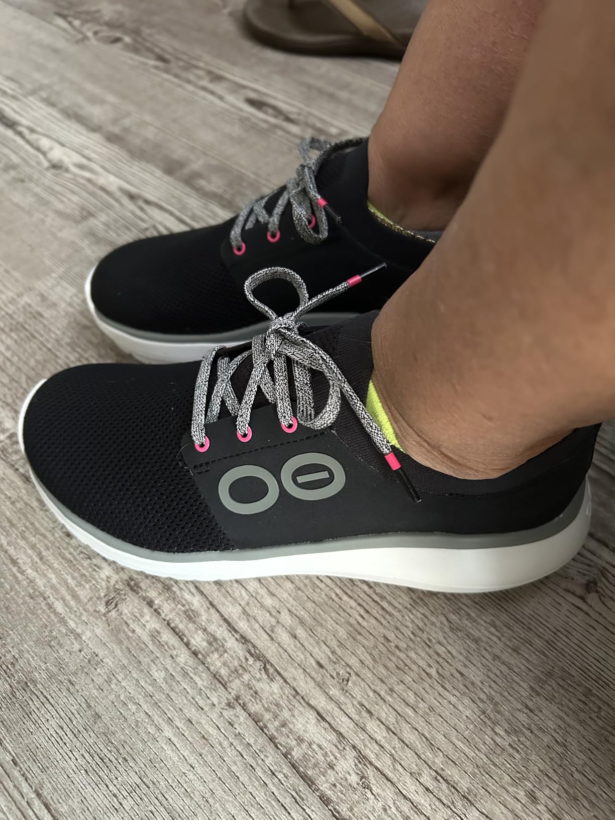 OOFOS Women's OOmy Stride Recovery Shoe customer photo 2