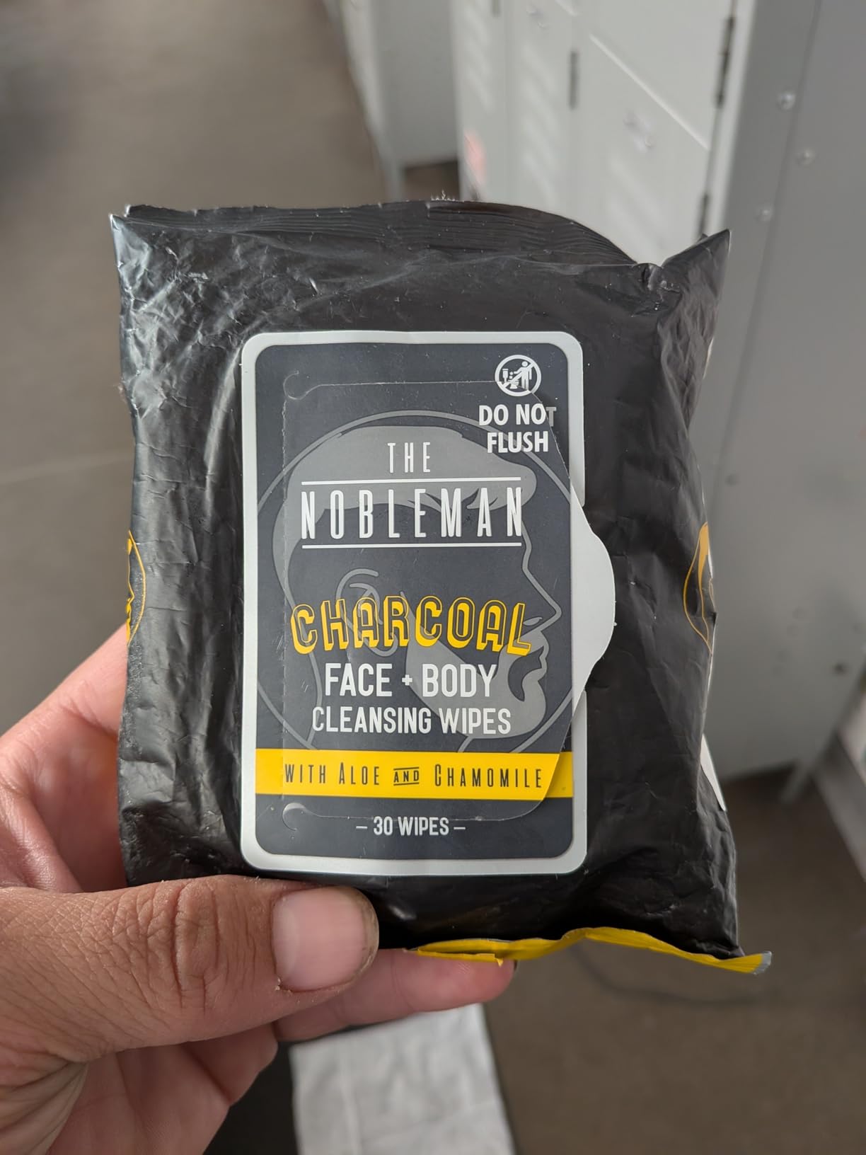 The Nobleman 4-Pack Face + Body Cleansing Wipes: 4 Post Workout Packs with Eucalyptus and Vitamin C (120 Ct.) customer photo 2