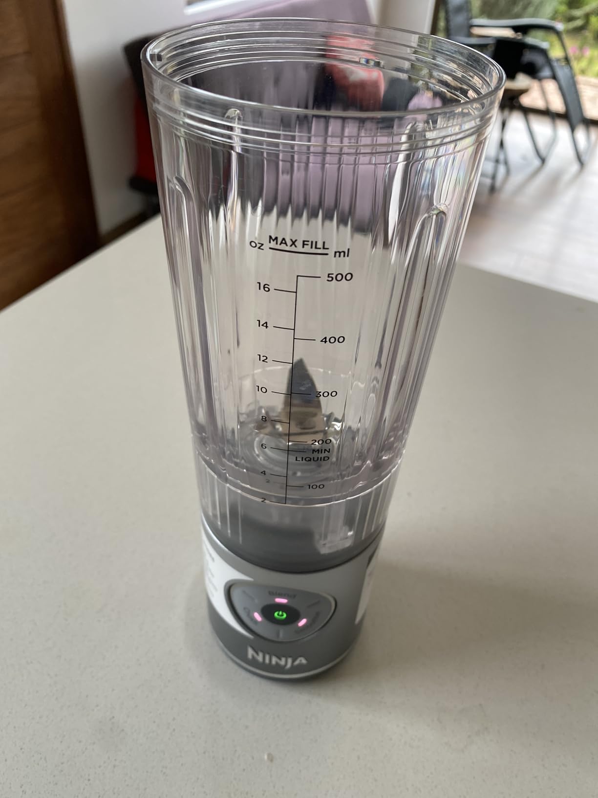 Ninja Blast Max, Portable Blender + Twist & Go, Personal Smoothie, Blend, Ice Crush, 3 Programs, Cordless, 22 oz removable Vessel, Dishwasher Safe, Leakproof, Navy, BC251NV customer photo 1