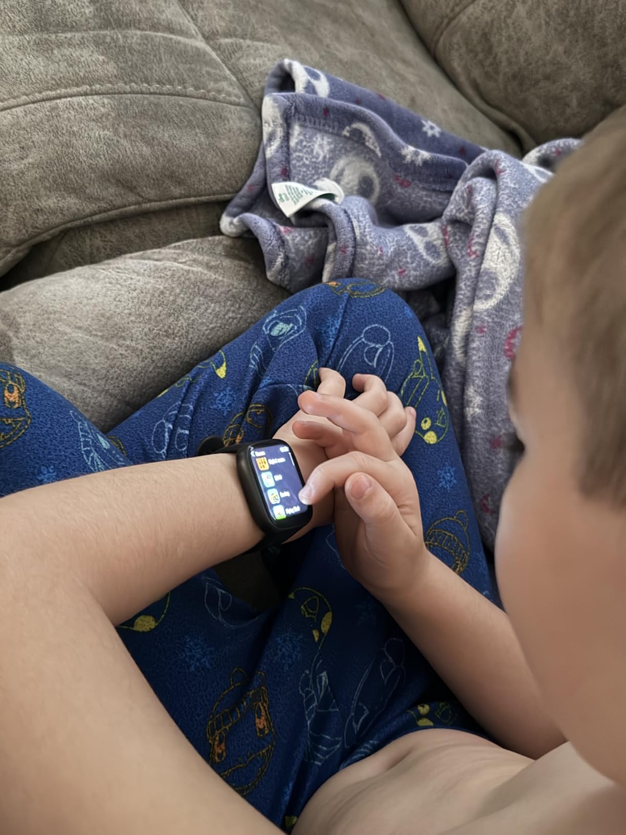 BIGGERFIVE Smart Watch for Kids, 1.8
