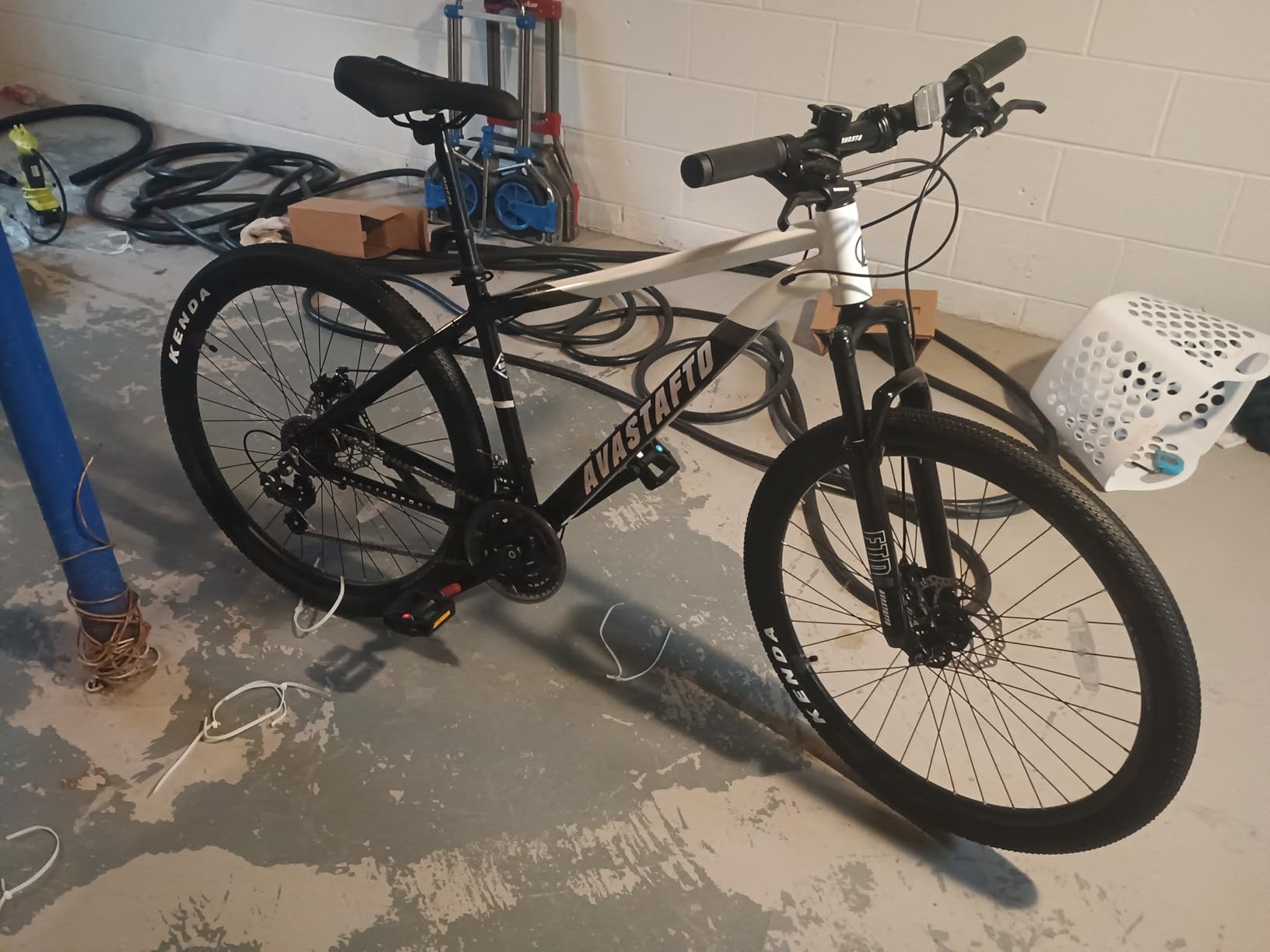 AVASTA Earth 26-27.5 inch Mountain Bike with 21-Speed, Aluminum Frame, Dual Disc Brake, Comfortable Saddle, Multiple Colors customer photo 1
