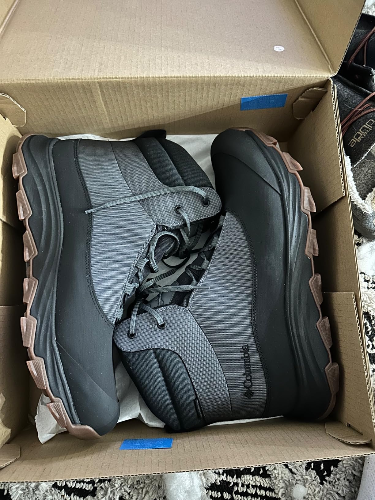 Columbia Men's Expeditionist Protect Omni-Heat Winter Shoe customer photo 2