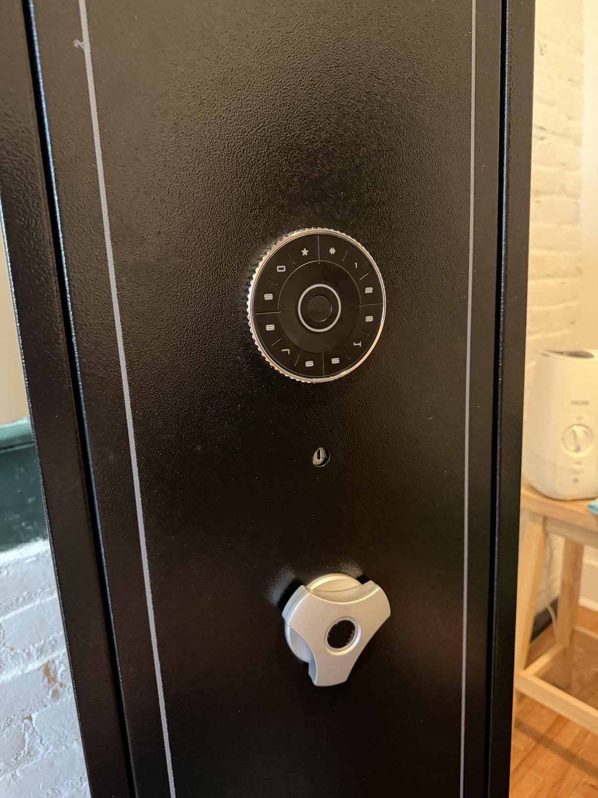 KAER 5-6 Gun Safe,Gun Safes for Rifle and Pistols,No Assembly Gun Cabinets,Rifle Safe,Gun Safes for Rifle and Shotguns,Gun Safes & Cabinets with Drawer,Indoor Gun Rack,Removable Shelf (L) customer photo 2
