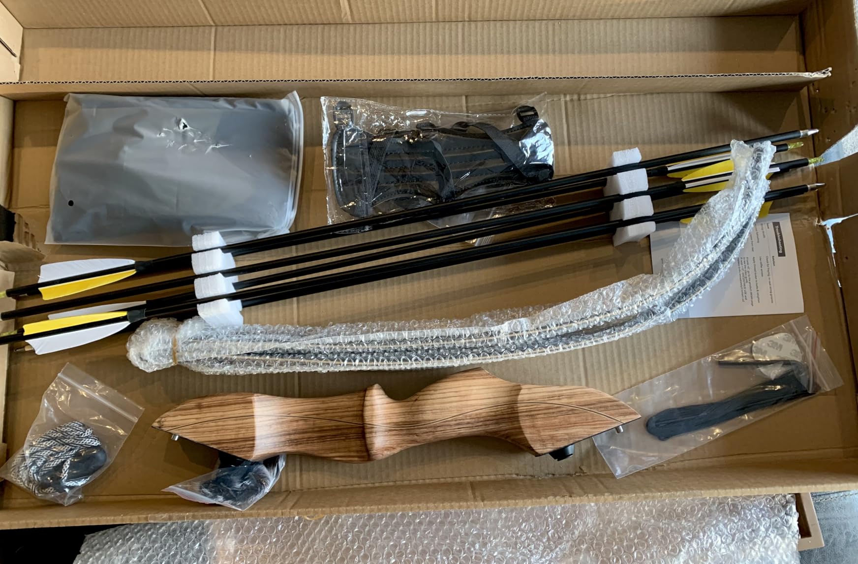 Black Hunter Recurve Bow and Arrow Set, GLURAK 60'' Wooden Takedown Recurve Bows Package, Archery Bow Kit for Target Practice and Hunting, Right Hand, 25-50 Lbs customer photo 1