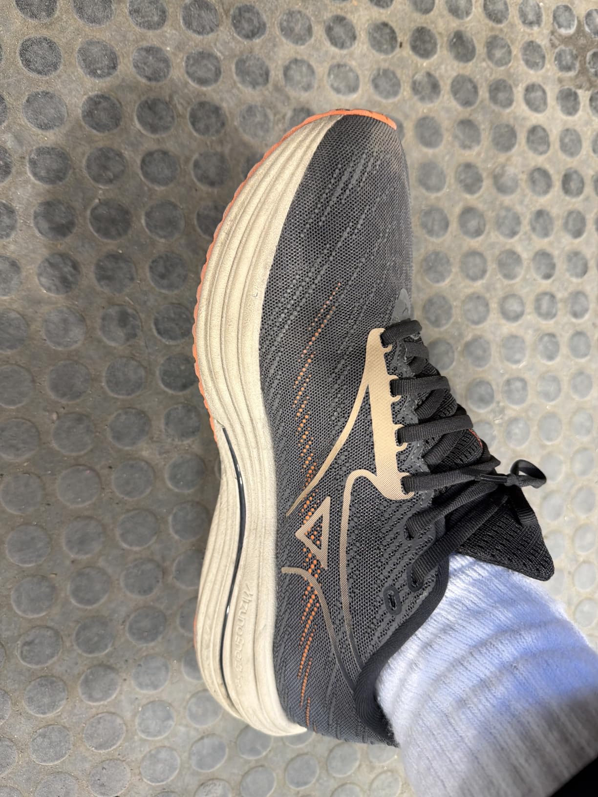 Mizuno Men's Wave Rider 29 customer photo 1