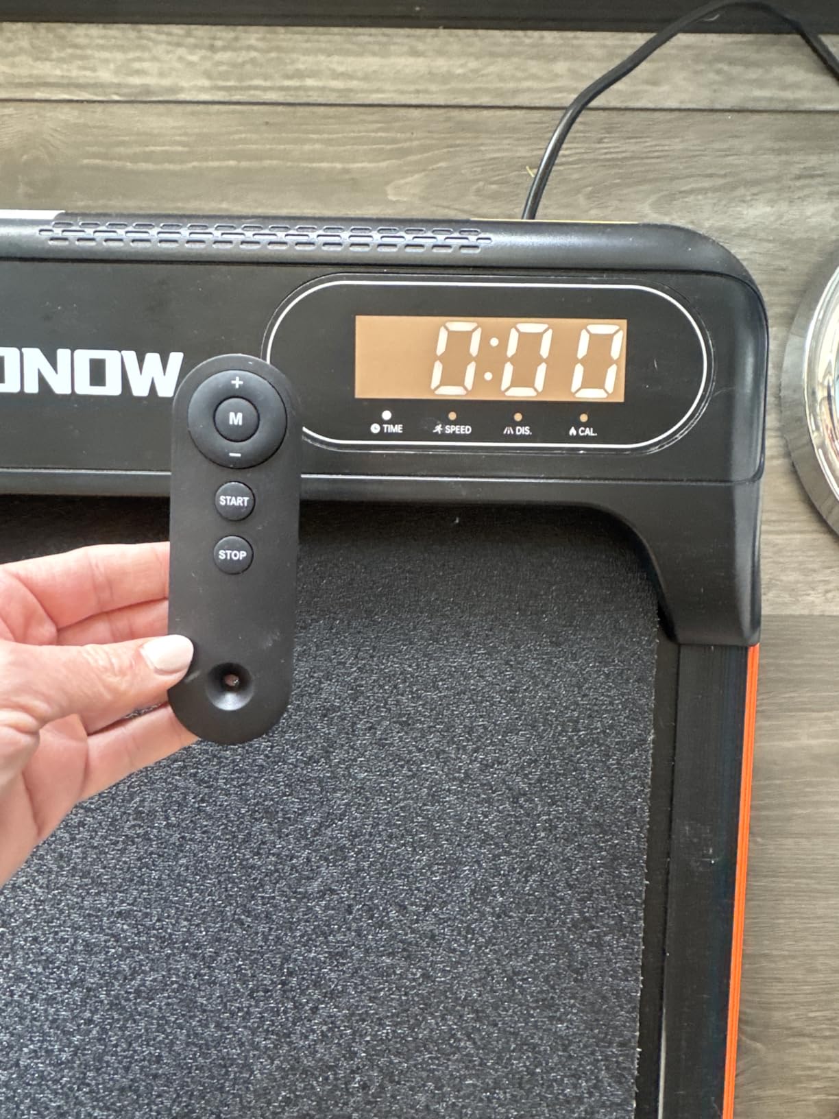 Abonow Walking Pad, Under Desk Treadmill with Incline for Home Office 2.5HP Portable Walking Treadmill with 265 Lbs Weight Capacity Walking Machine, Remote Control, LED Display customer photo 2