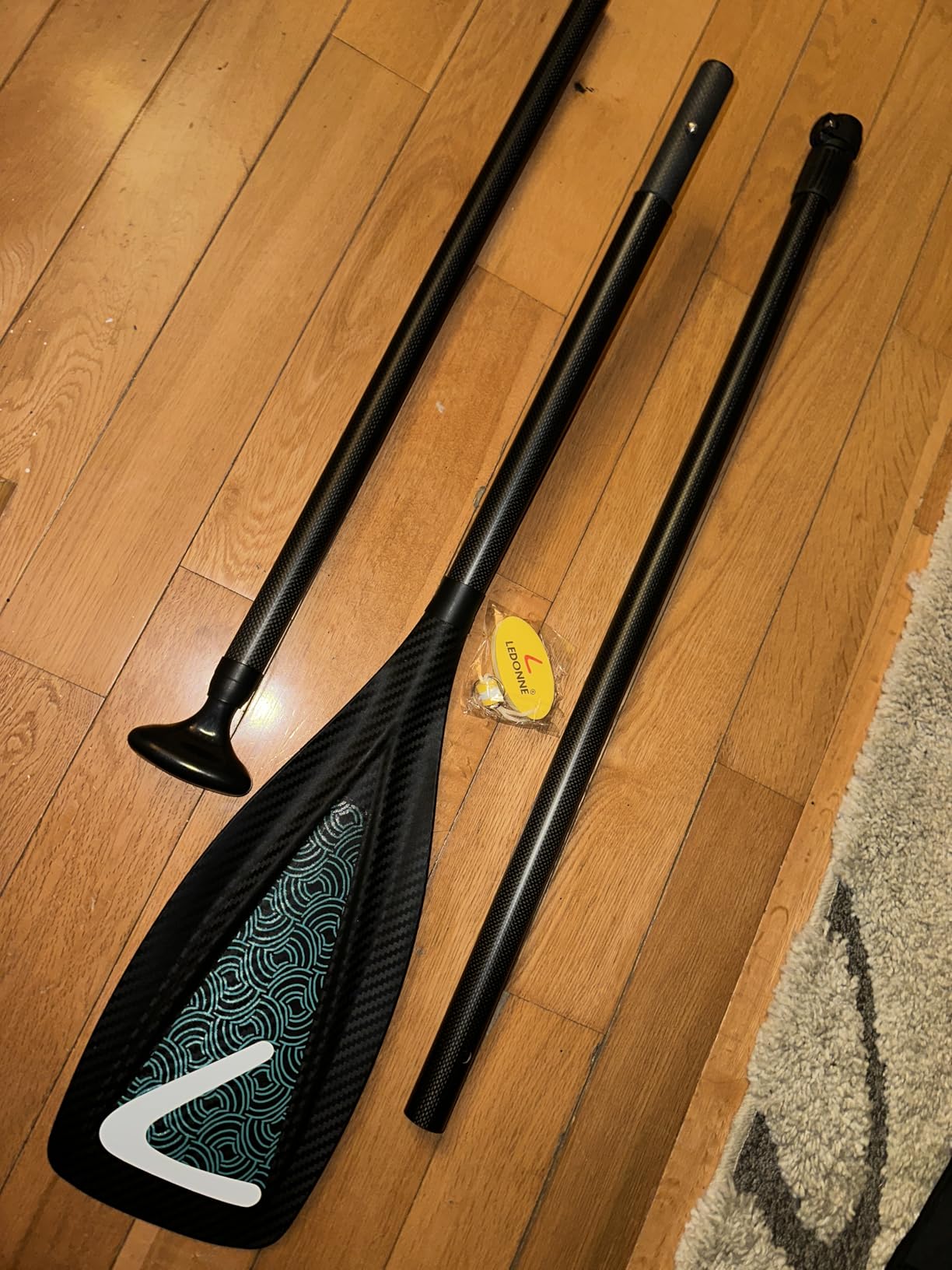 LEDONNE Carbon SUP Paddles 3 Piece Adjustable Stand Up Paddle Board Paddles Lightweight Carbon Fiber Shaft Floating Portable Paddle Oar, Black customer photo 1