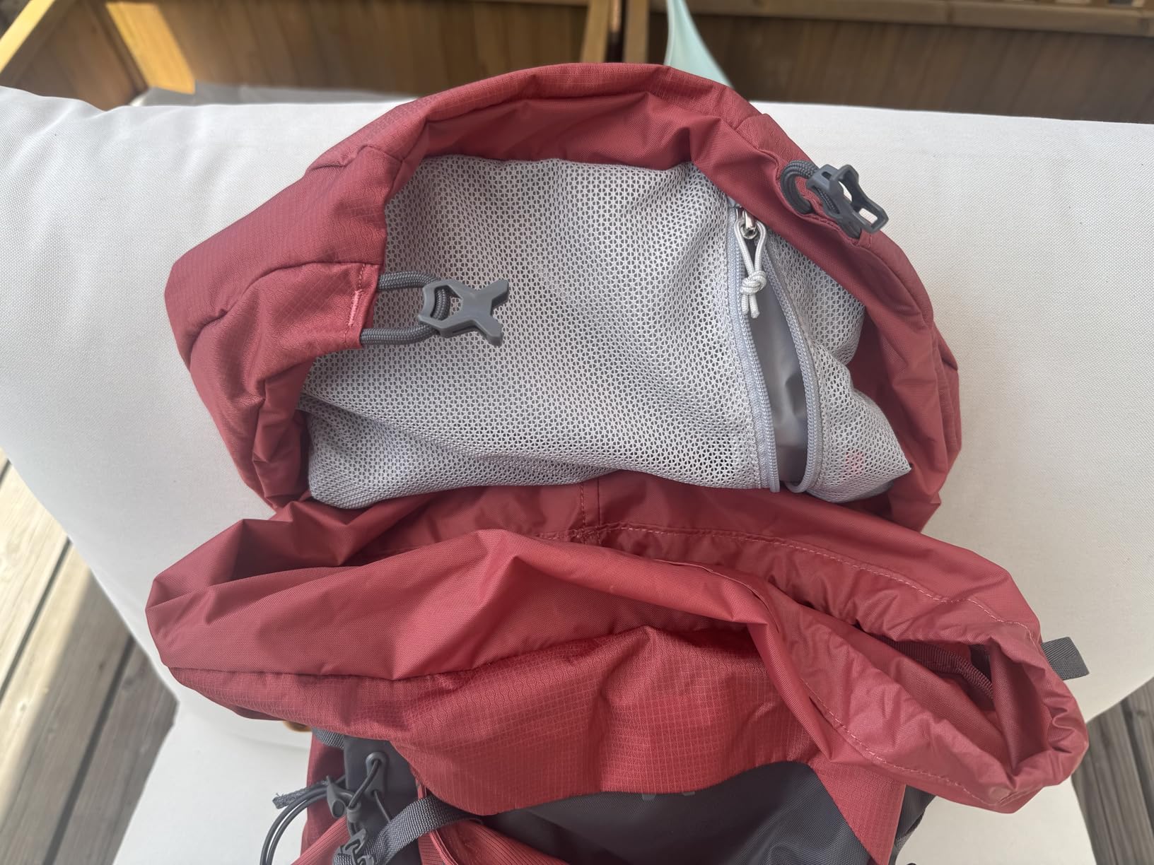 Osprey Tempest 33L Women's Lightweight Hiking Backpack - Daypack for Travel & Camping, Frosty Mint Green/Botanica customer photo 2